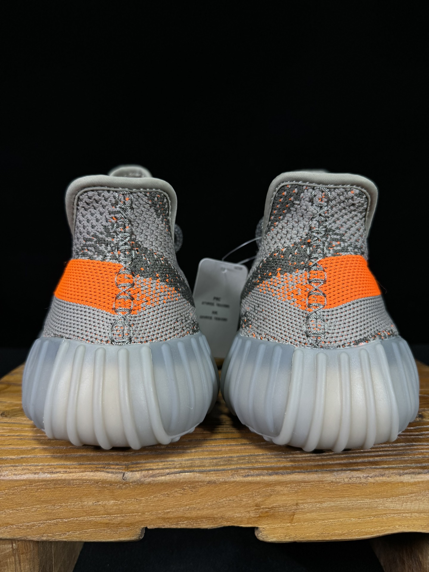 Yeezy 350V2 老灰橙1.0！（限定天使）市面椰子销量NO.1 真遥遥领先！百万级销量，最强性价