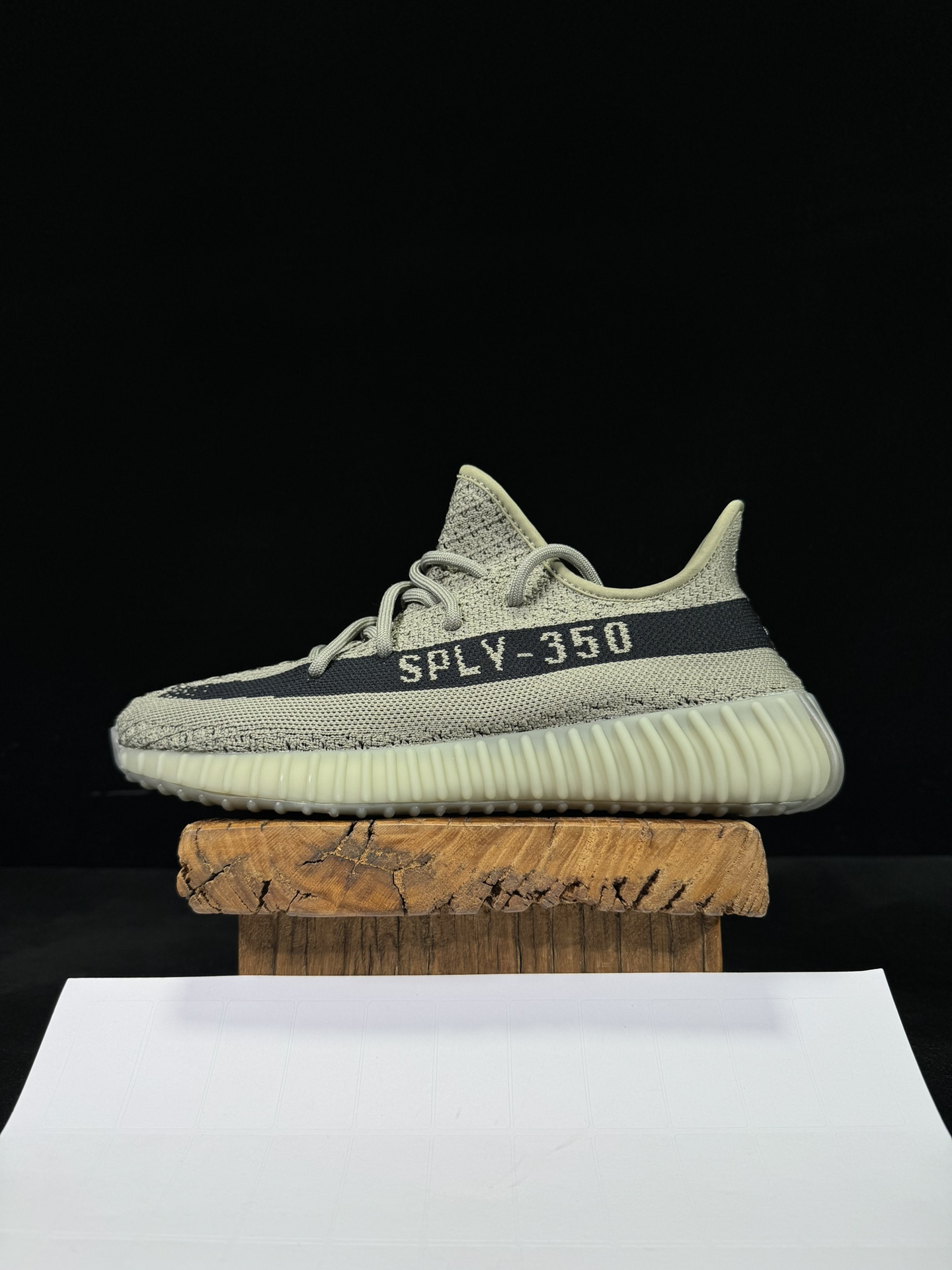 Yeezy350V2灰黑！限定天使市面椰子销量NO.1真遥遥领先！百万级销量最强性价比版本没有之一！7年