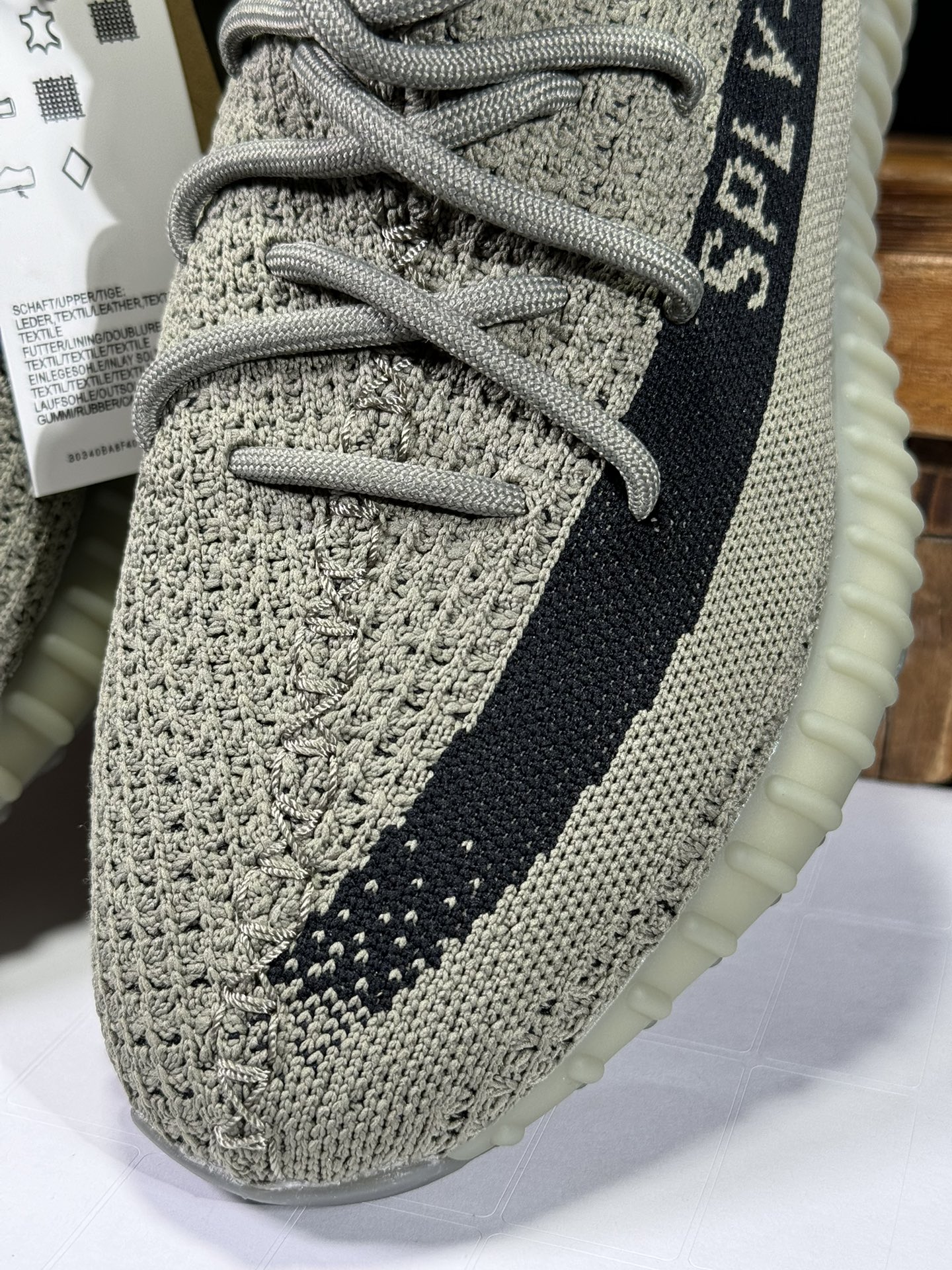 Yeezy350V2灰黑！限定天使市面椰子销量NO.1真遥遥领先！百万级销量最强性价比版本没有之一！7年