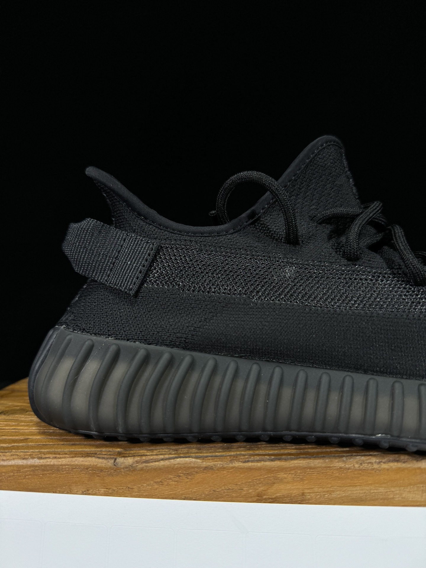 Yeezy350V2黑武士！限定天使市面椰子销量NO.1真遥遥领先！百万级销量最强性价比版本没有之一！7