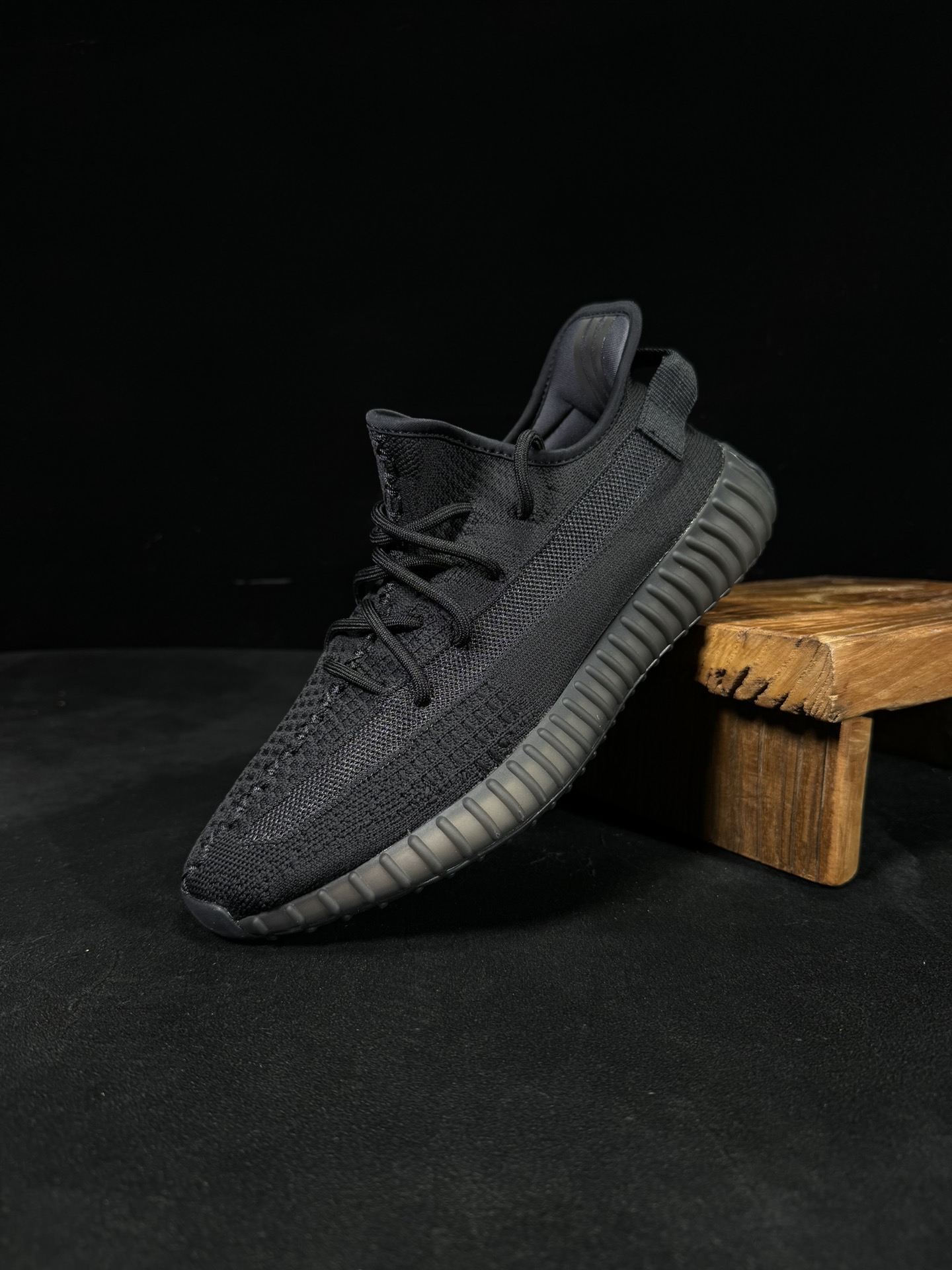 Yeezy350V2黑武士！限定天使市面椰子销量NO.1真遥遥领先！百万级销量最强性价比版本没有之一！7