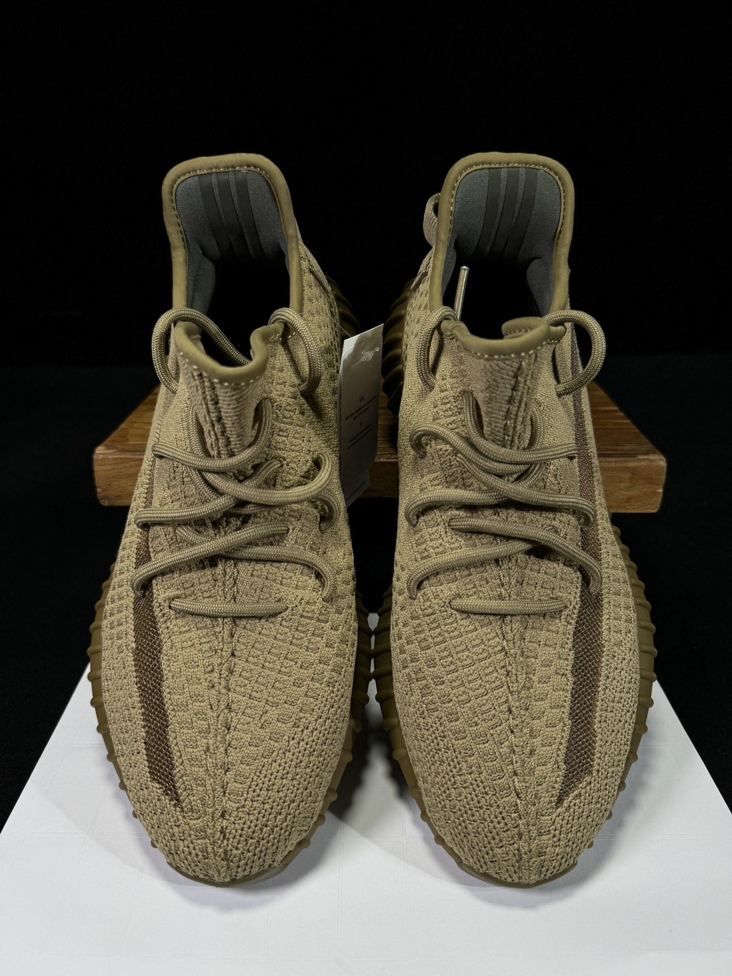 Yeezy 350V2 地球🌍！（限定天使）市面椰子销量NO.1 真遥遥领先！百万级销量，最强性价比版本