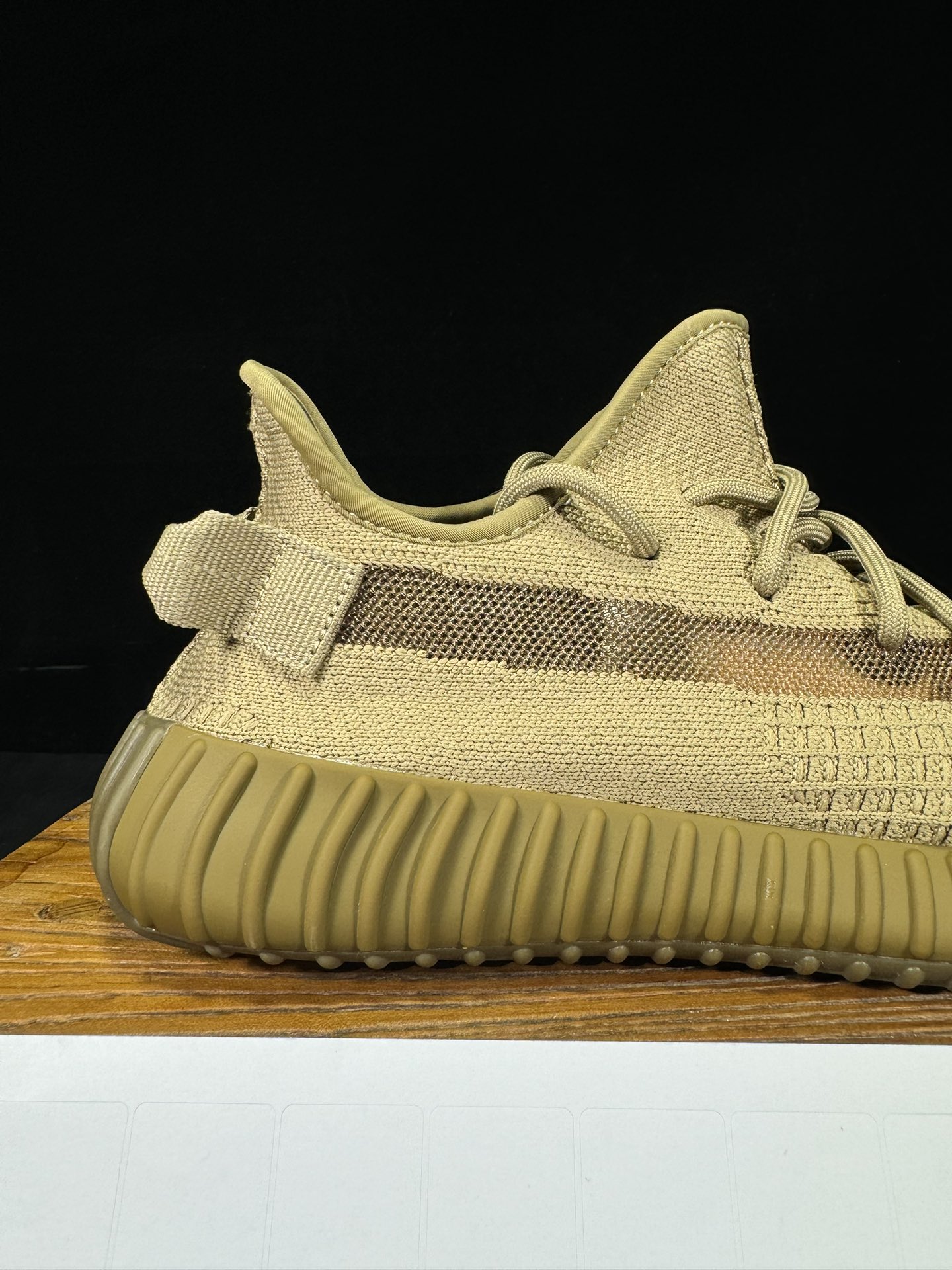 Yeezy 350V2 地球🌍！（限定天使）市面椰子销量NO.1 真遥遥领先！百万级销量，最强性价比版本