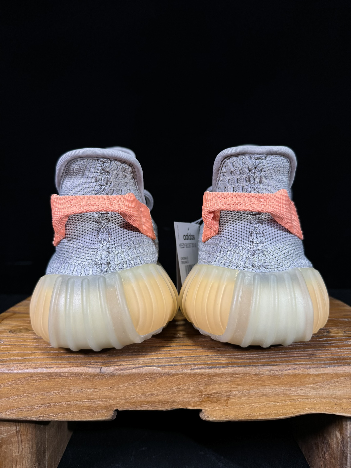 Yeezy 350V2 欧洲限定！（限定天使）市面椰子销量NO.1 真遥遥领先！百万级销量，最强性价比版