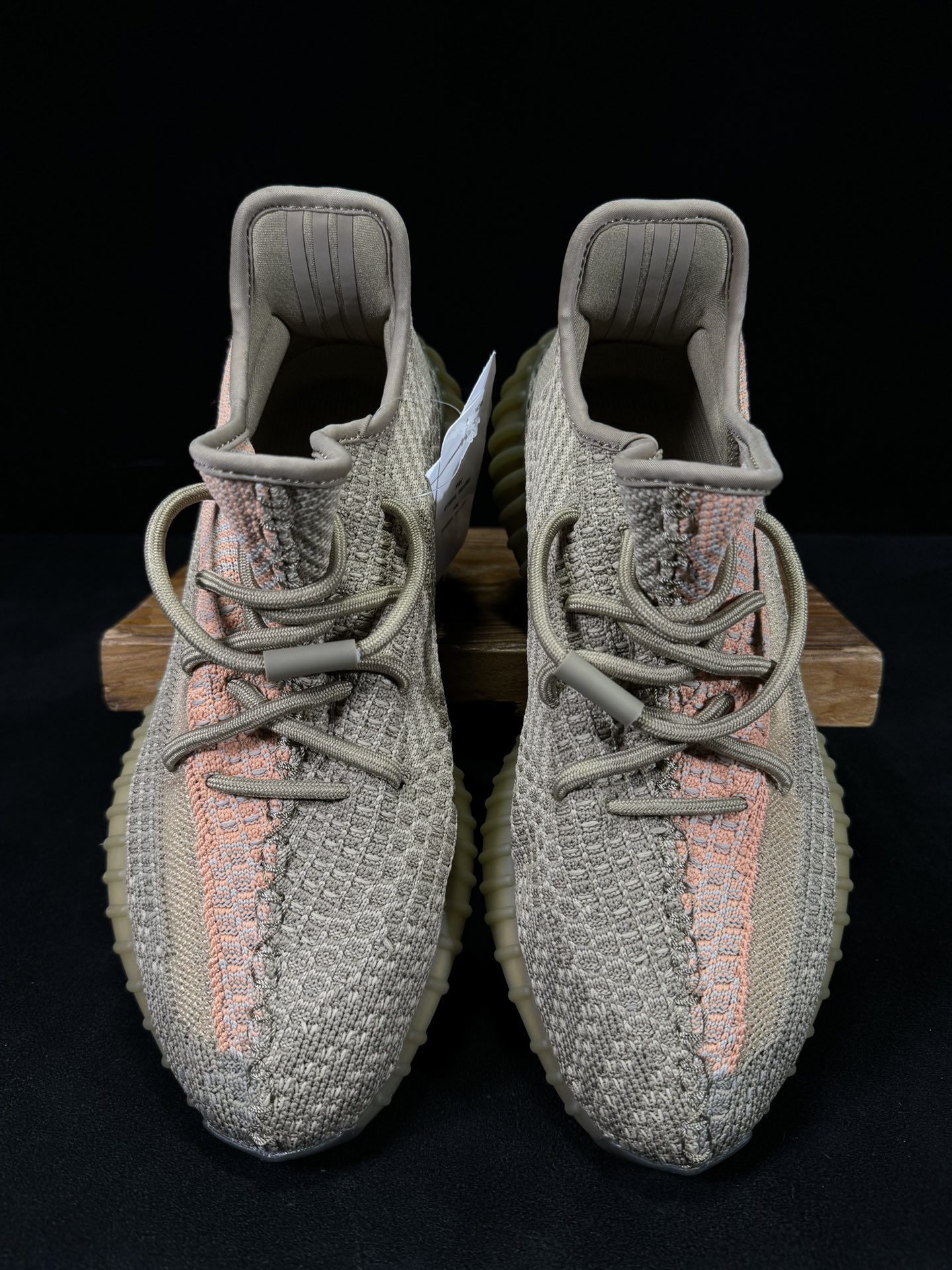 Yeezy 350V2 脏橙天使！（限定天使）市面椰子销量NO.1 真遥遥领先！百万级销量，最强性价比版