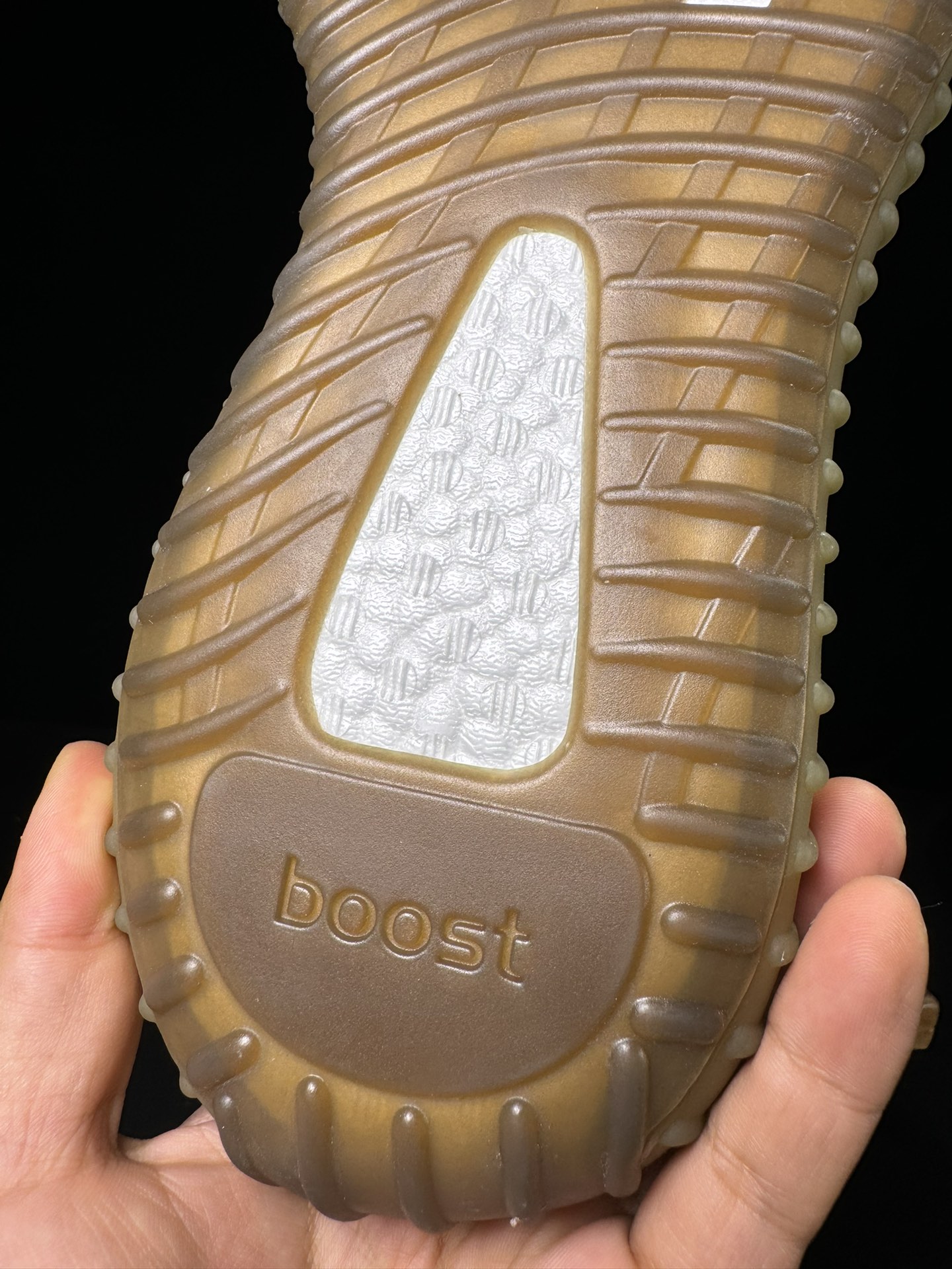 Yeezy 350V2 脏橙天使！（限定天使）市面椰子销量NO.1 真遥遥领先！百万级销量，最强性价比版