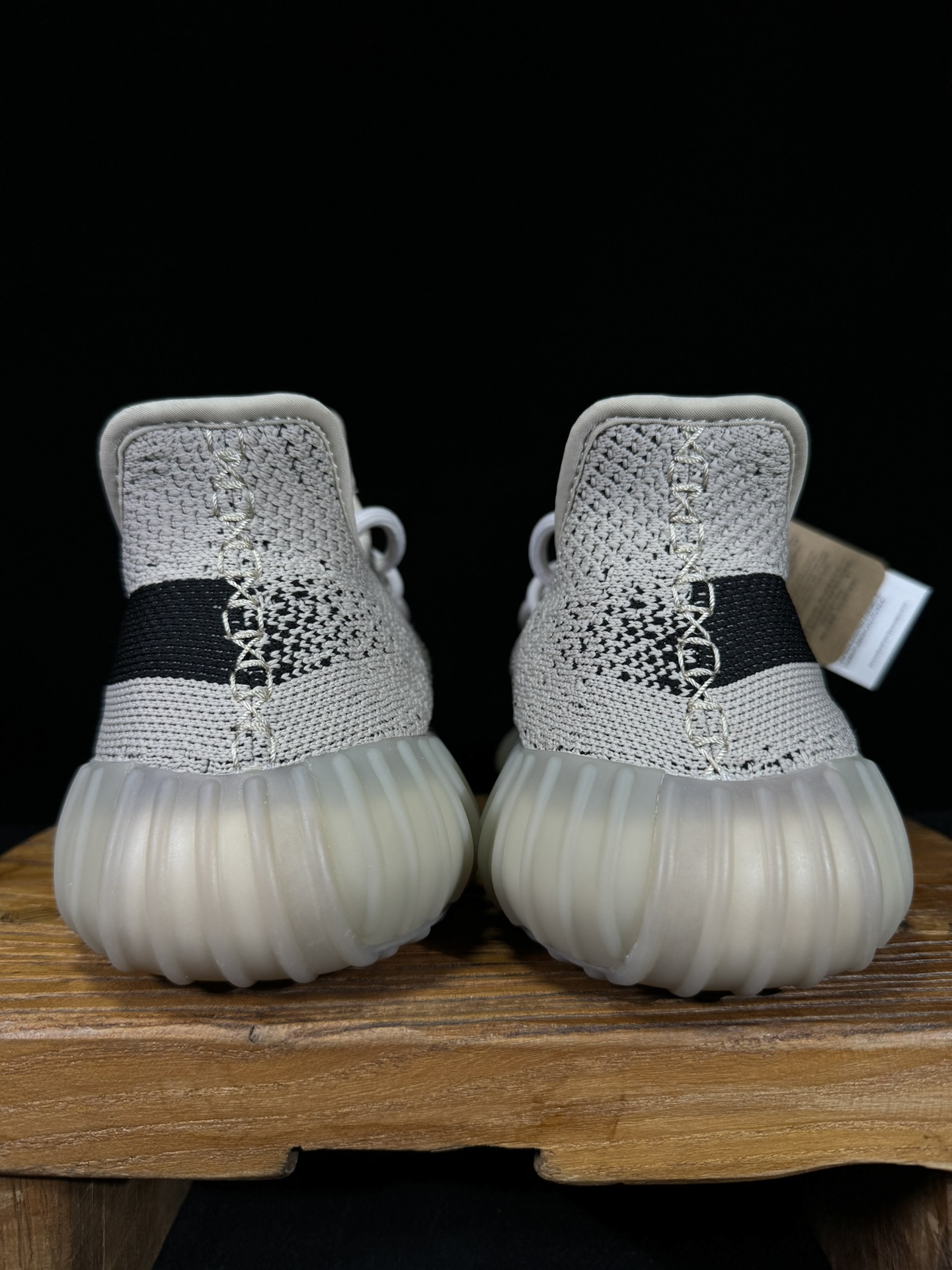 Yeezy 350V2 深米色！（限定天使）市面椰子销量NO.1 真遥遥领先！百万级销量，最强性价比版本