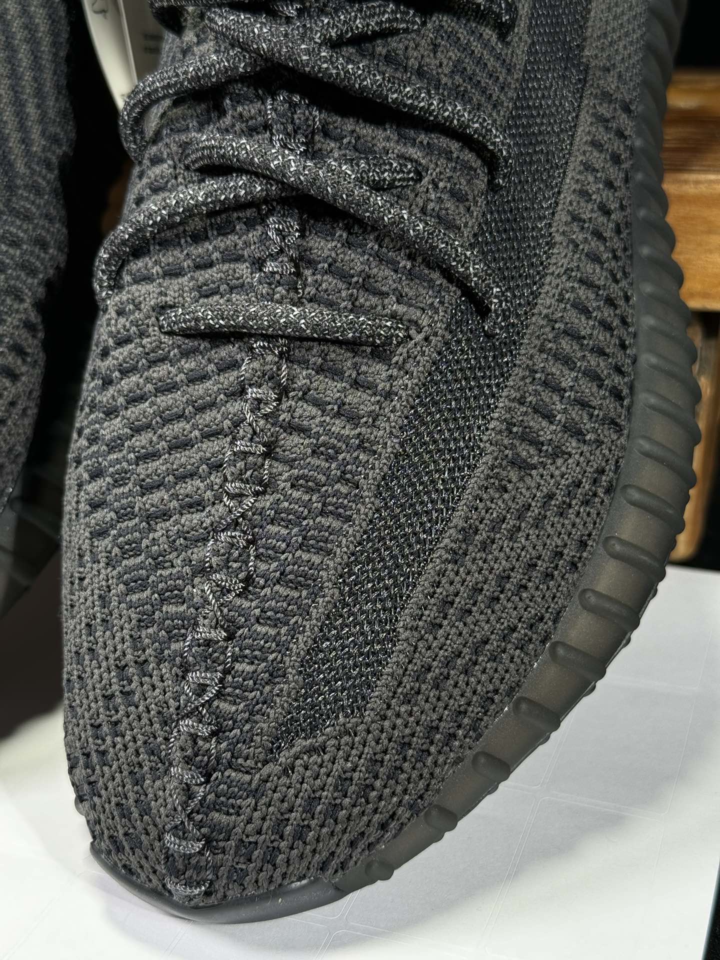 Yeezy 350V2 黑天使！（限定天使）市面椰子销量NO.1 真遥遥领先！百万级销量，最强性价比版本