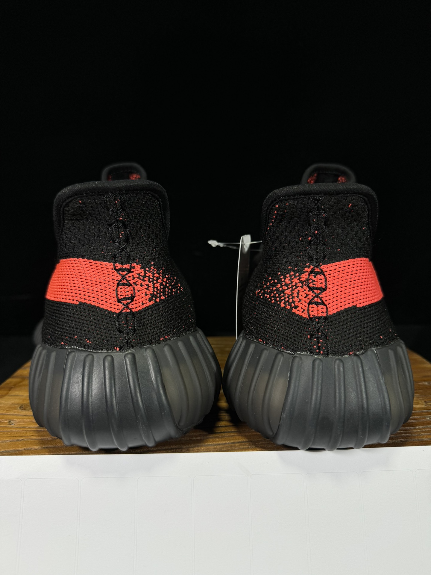 Yeezy 350V2 黑粉！（限定天使）市面椰子销量NO.1 真遥遥领先！百万级销量，最强性价比版本，