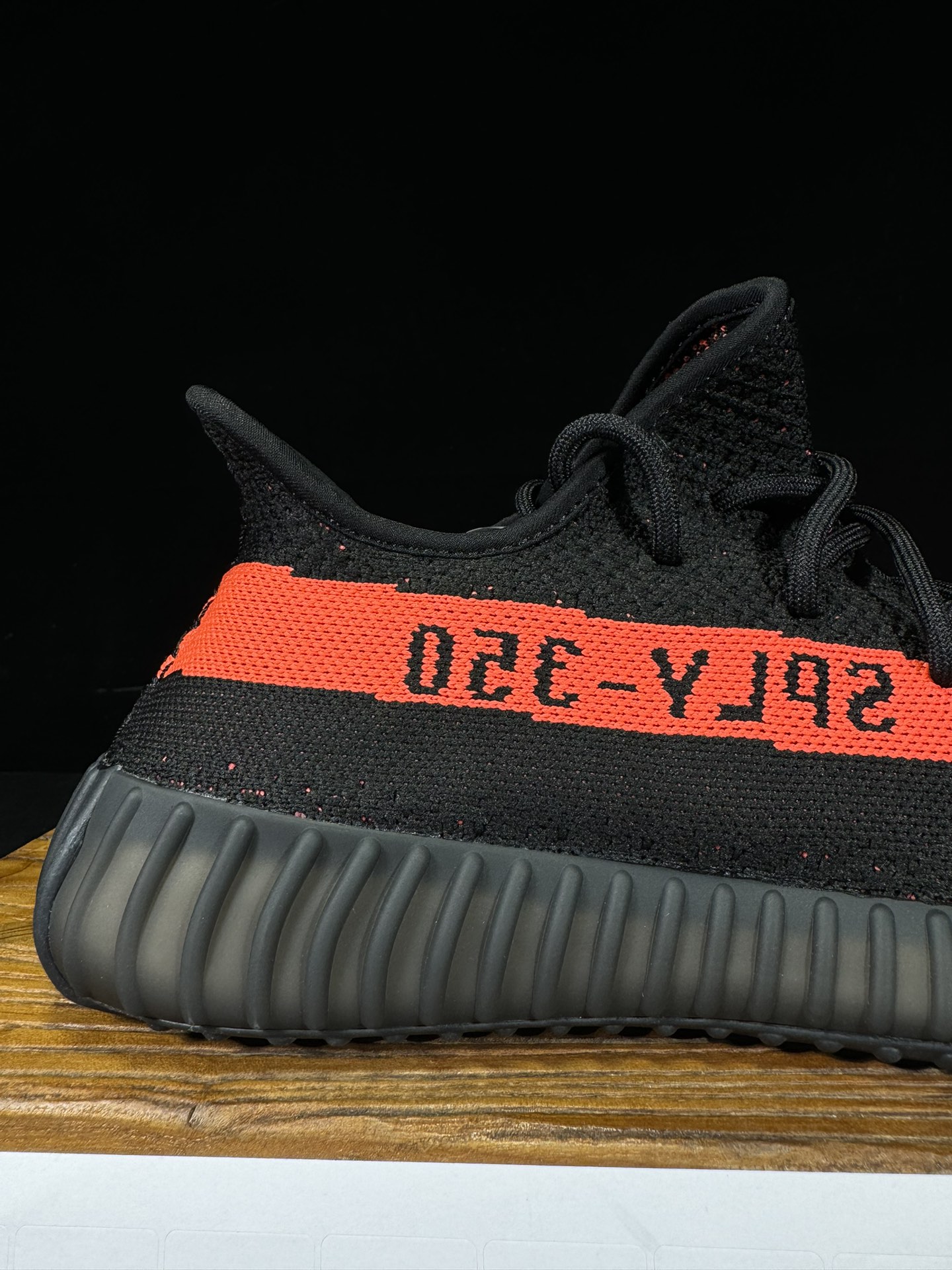 Yeezy 350V2 黑粉！（限定天使）市面椰子销量NO.1 真遥遥领先！百万级销量，最强性价比版本，