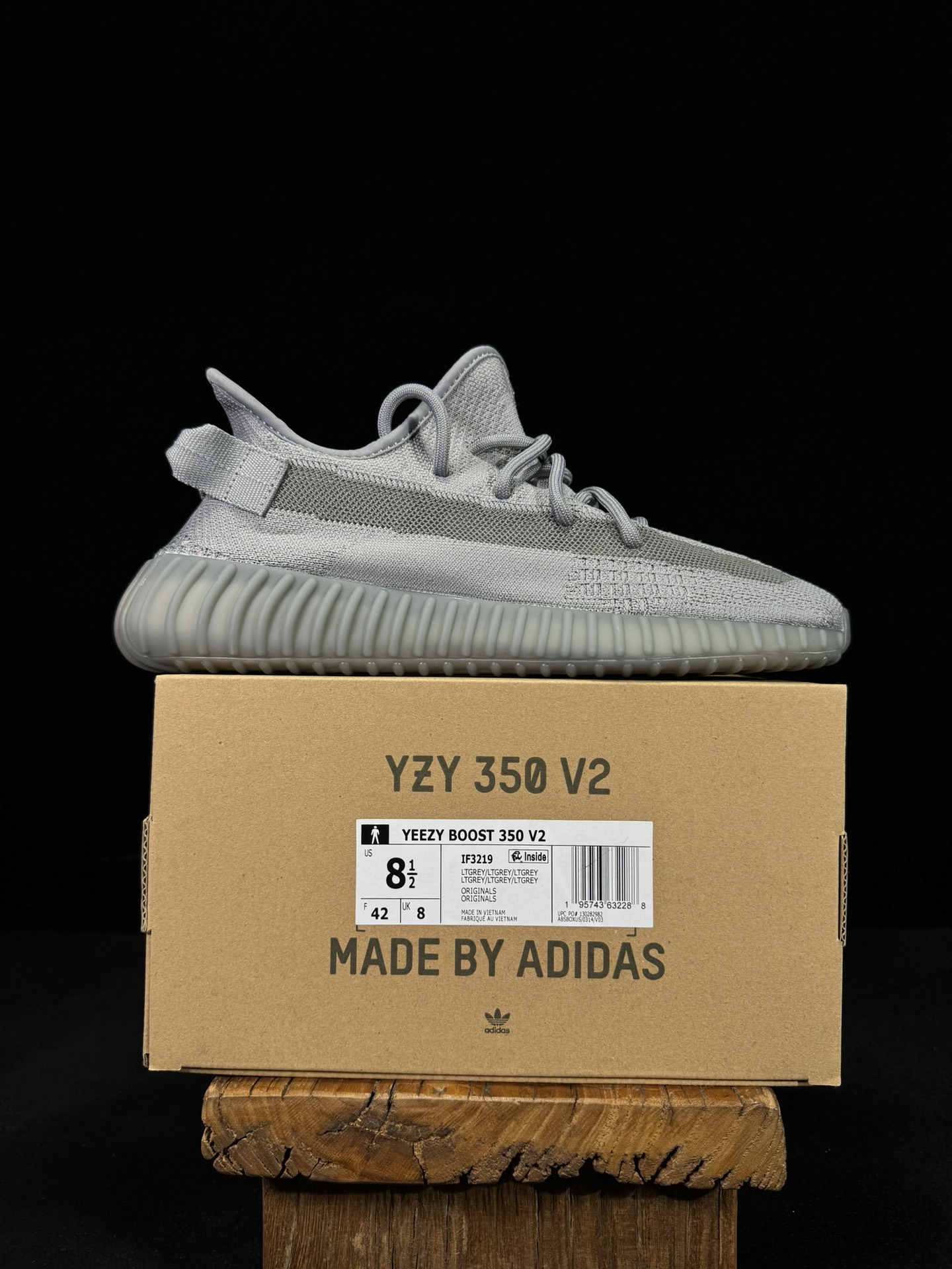 Yeezy350V2酷灰！限定天使市面椰子销量NO.1真遥遥领先！百万级销量最强性价比版本没有之一！7年