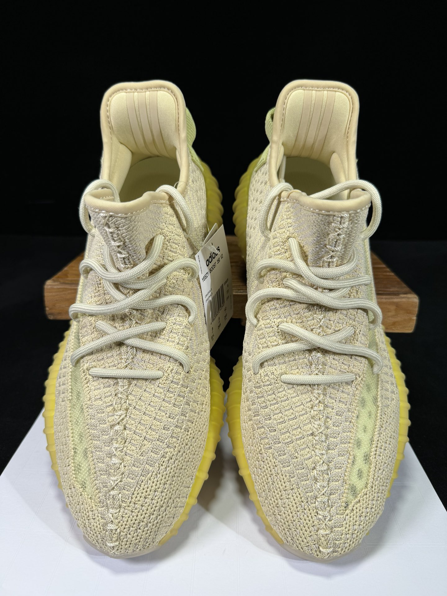 Yeezy350V2亚麻！限定天使市面椰子销量NO.1真遥遥领先！百万级销量最强性价比版本没有之一！7年