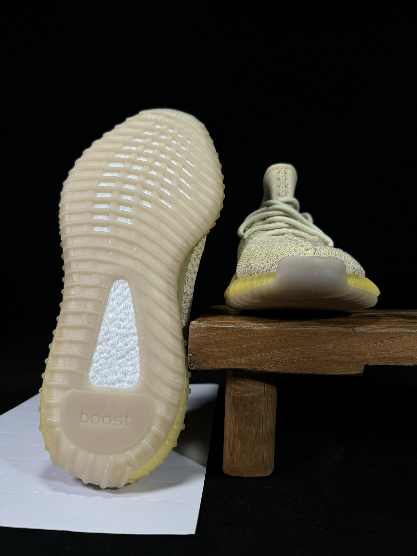 Yeezy350V2亚麻！限定天使市面椰子销量NO.1真遥遥领先！百万级销量最强性价比版本没有之一！7年