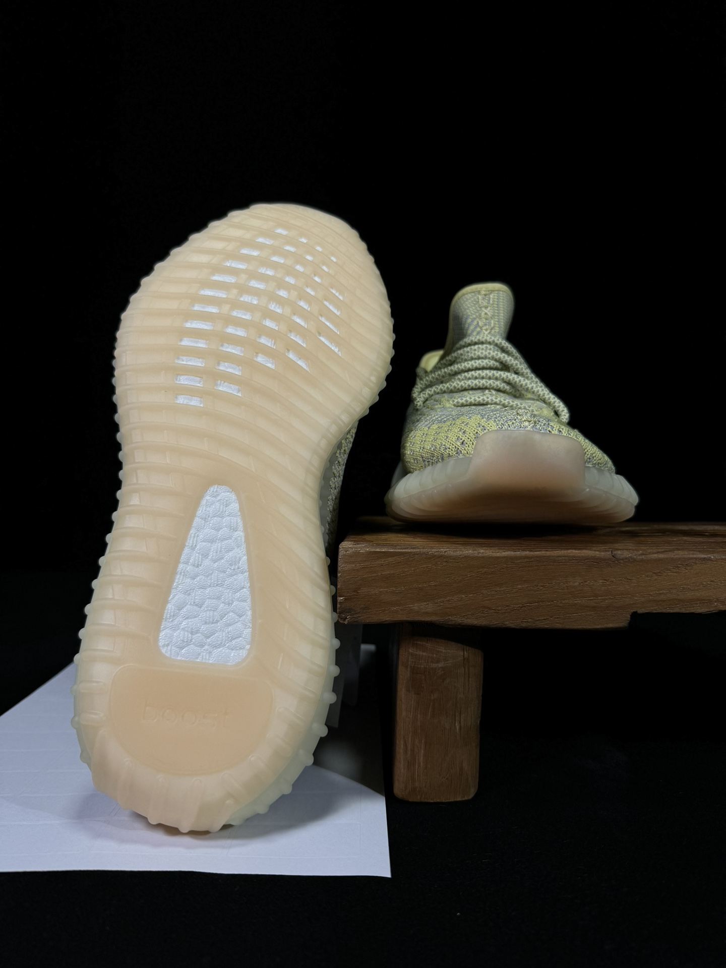 Yeezy350V2脏黄天使！限定天使市面椰子销量NO.1真遥遥领先！百万级销量最强性价比版本没有之一！