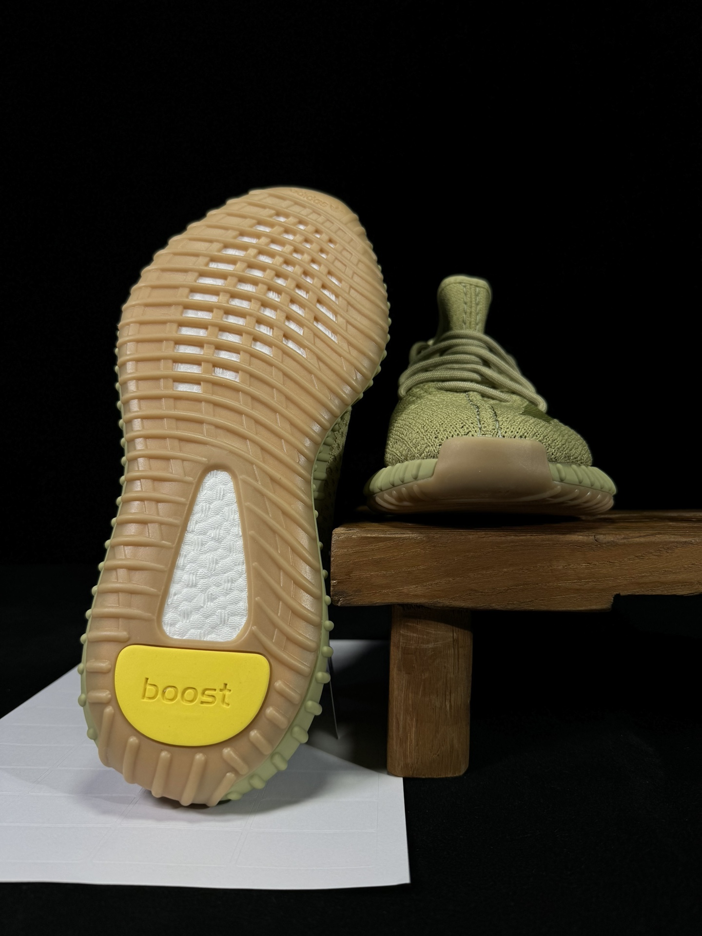 Yeezy350V2硫磺抹茶绿！限定天使市面椰子销量NO.1真遥遥领先！百万级销量最强性价比版本没有之一