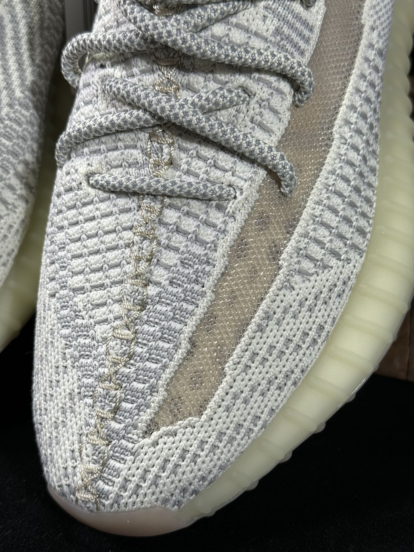 Yeezy 350V2 芝麻天使！（限定天使）市面椰子销量NO.1 真遥遥领先！百万级销量，最强性价比版
