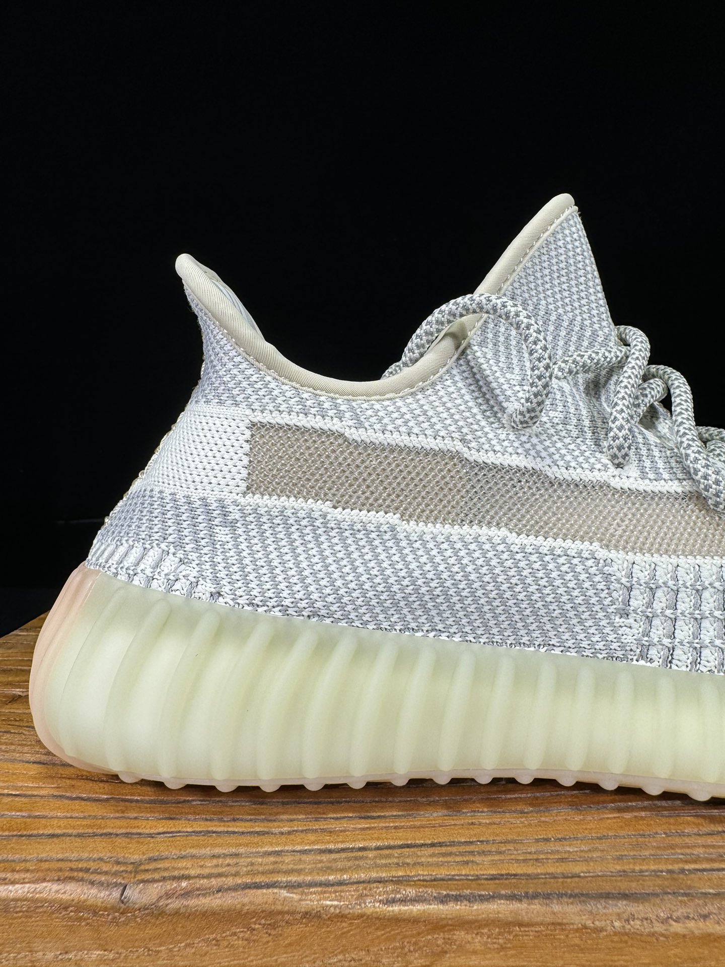 Yeezy 350V2 芝麻天使！（限定天使）市面椰子销量NO.1 真遥遥领先！百万级销量，最强性价比版