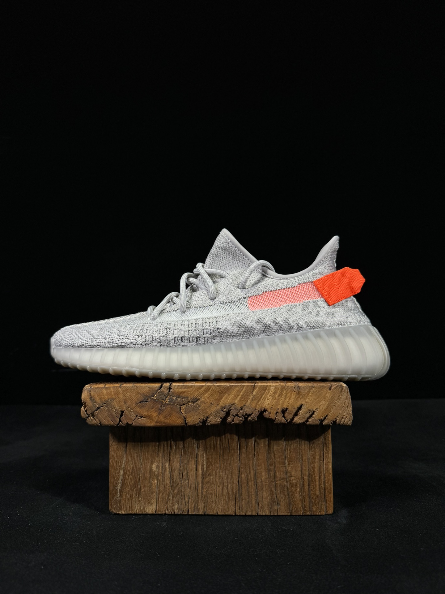 Yeezy 350V2 天使限定 45个配色🈴市面椰子销量NO.1 真遥遥领先！百万级销量，最强性价比版