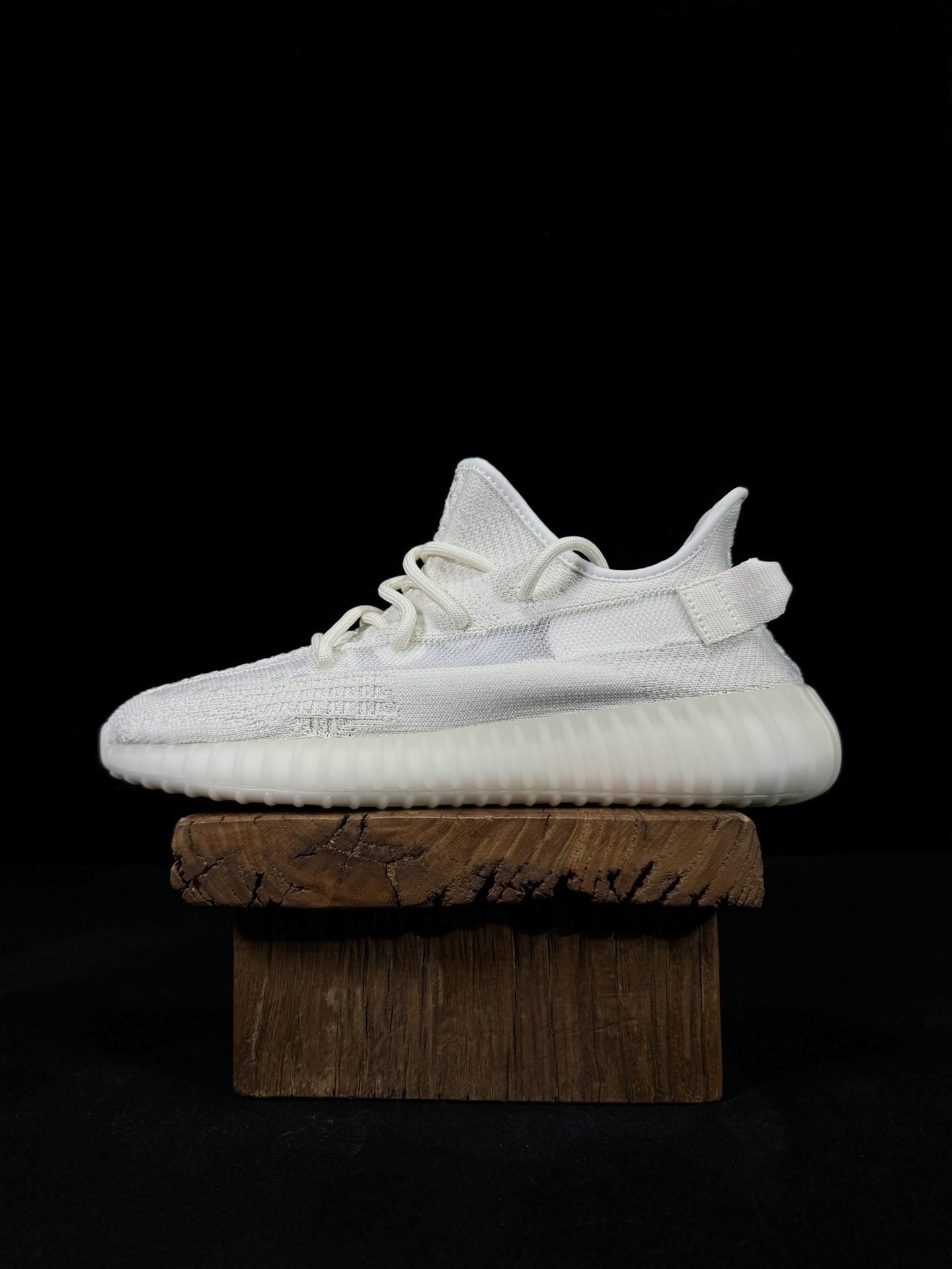Yeezy 350V2 天使限定 45个配色🈴市面椰子销量NO.1 真遥遥领先！百万级销量，最强性价比版