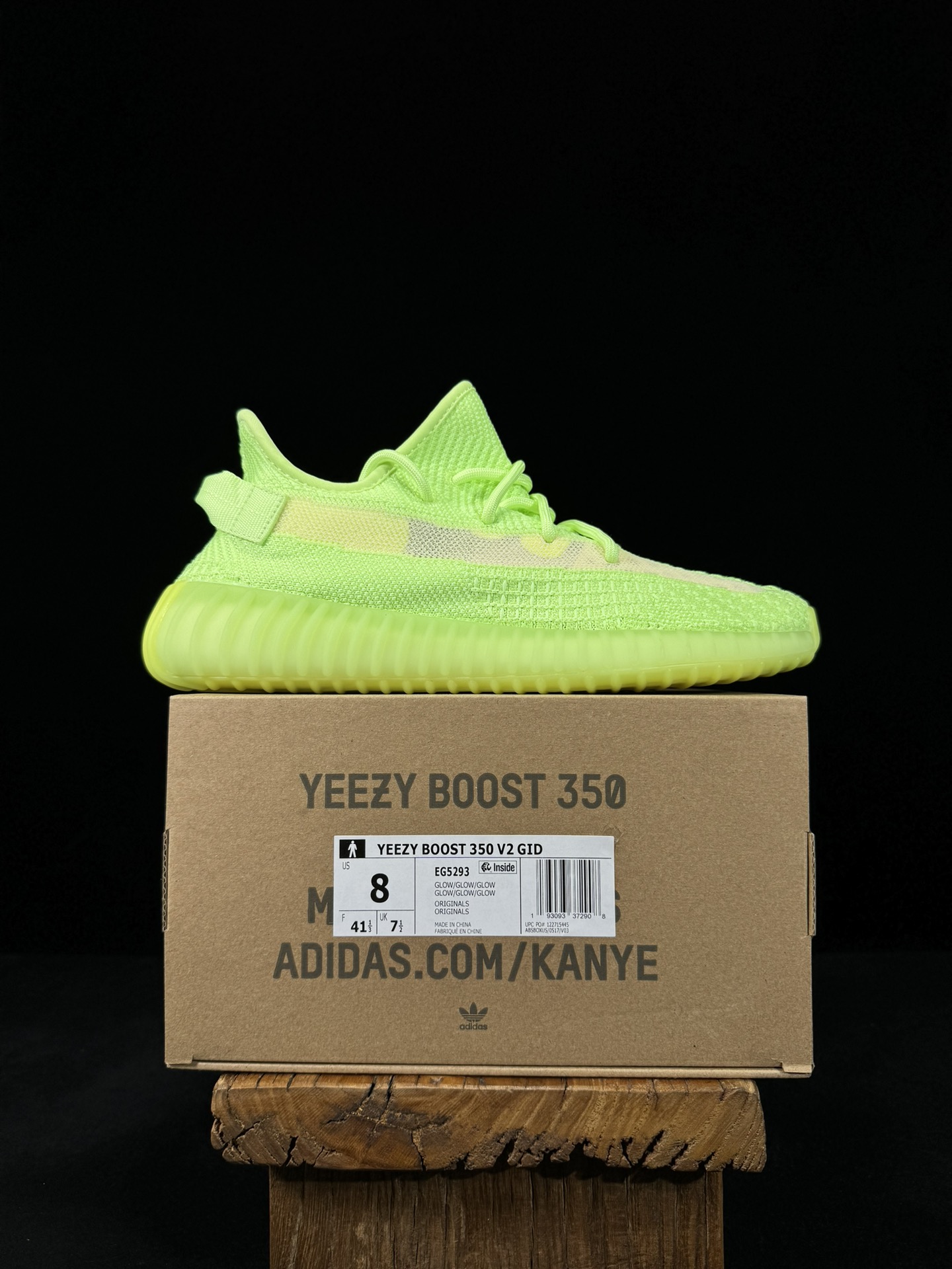 Yeezy350V2夜光绿！满天星市面椰子销量NO.1真遥遥领先！百万级销量最强性价比版本没有之一！7年