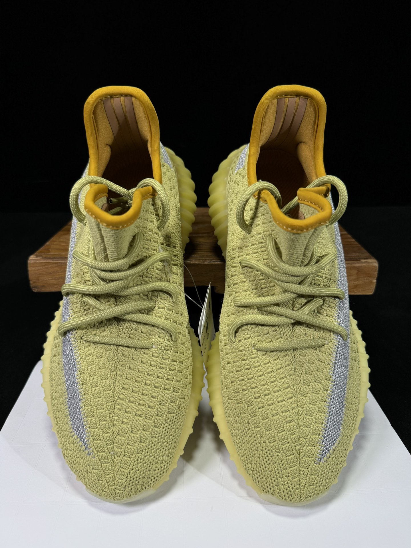 Yeezy 350V2 丁黄侧透！（满天星）市面椰子销量NO.1 真遥遥领先！百万级销量，最强性价比版本