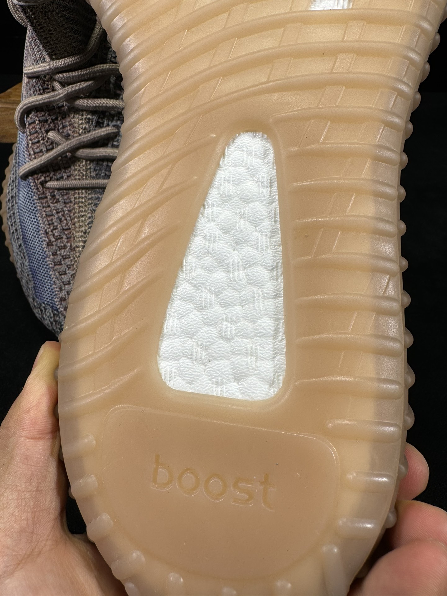 Yeezy350V2蓝棕褪色！满天星市面椰子销量NO.1真遥遥领先！百万级销量最强性价比版本没有之一！7