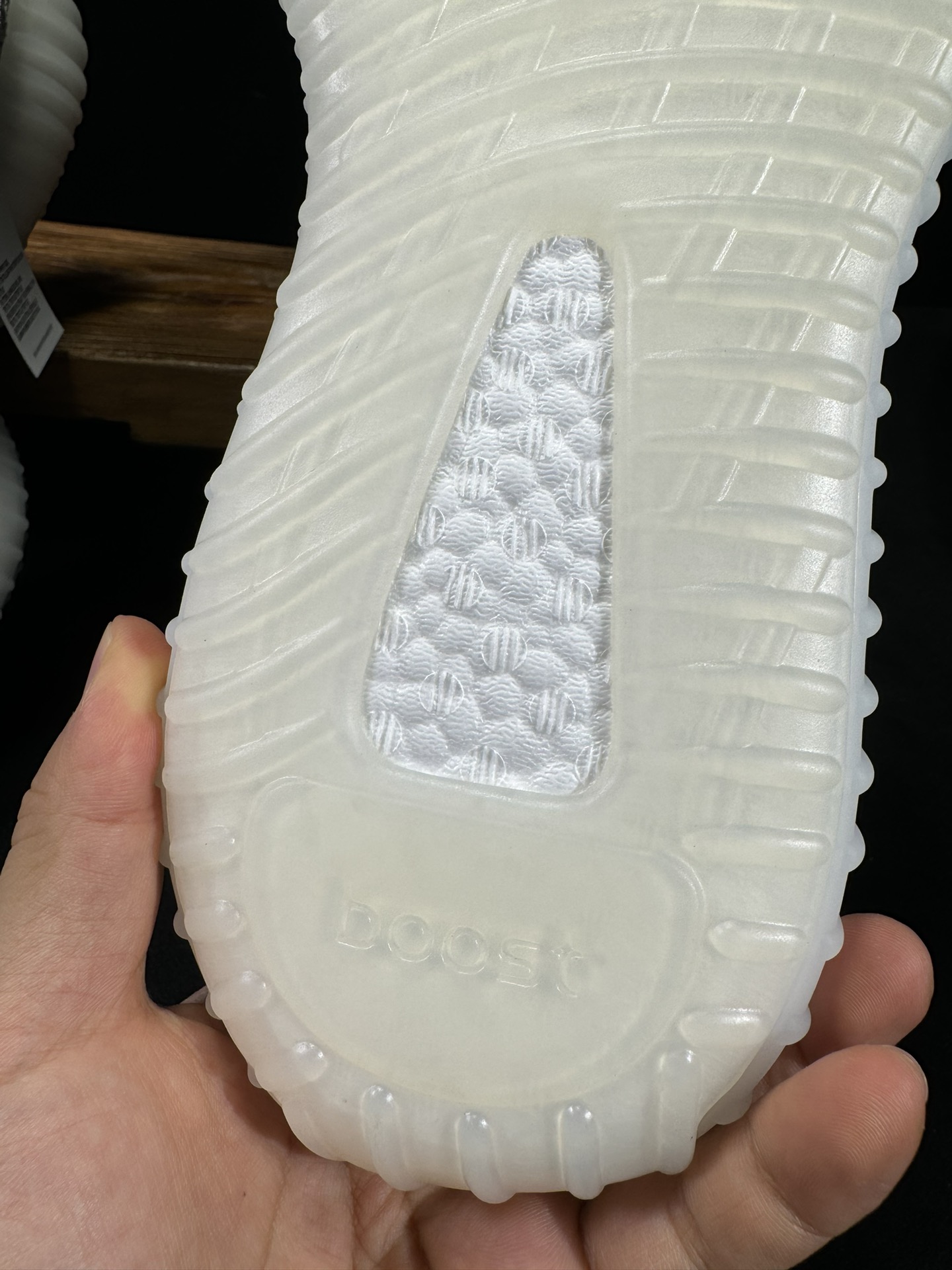 Yeezy350V2冰蓝满天星！满天星市面椰子销量NO.1真遥遥领先！百万级销量最强性价比版本没有之一！