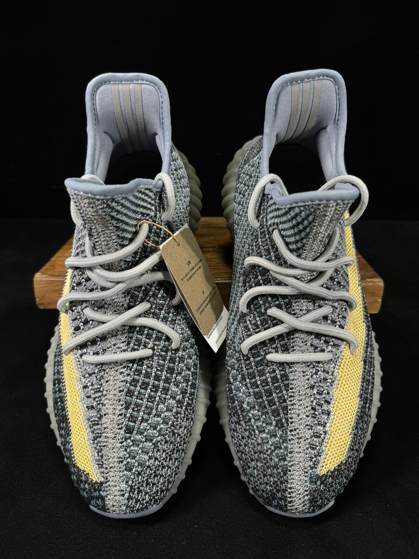 Yeezy350V2水洗丹宁！满天星市面椰子销量NO.1真遥遥领先！百万级销量最强性价比版本没有之一！7