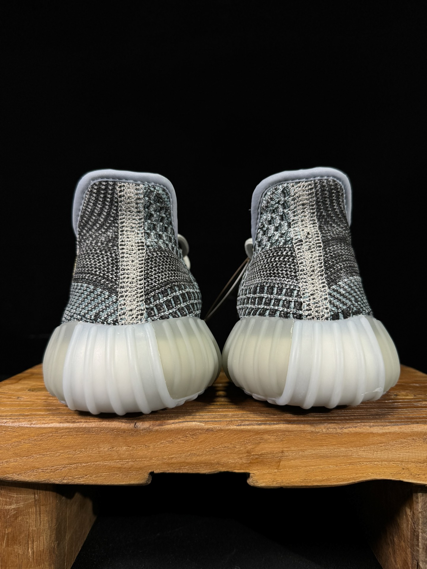 Yeezy350V2水洗丹宁！满天星市面椰子销量NO.1真遥遥领先！百万级销量最强性价比版本没有之一！7