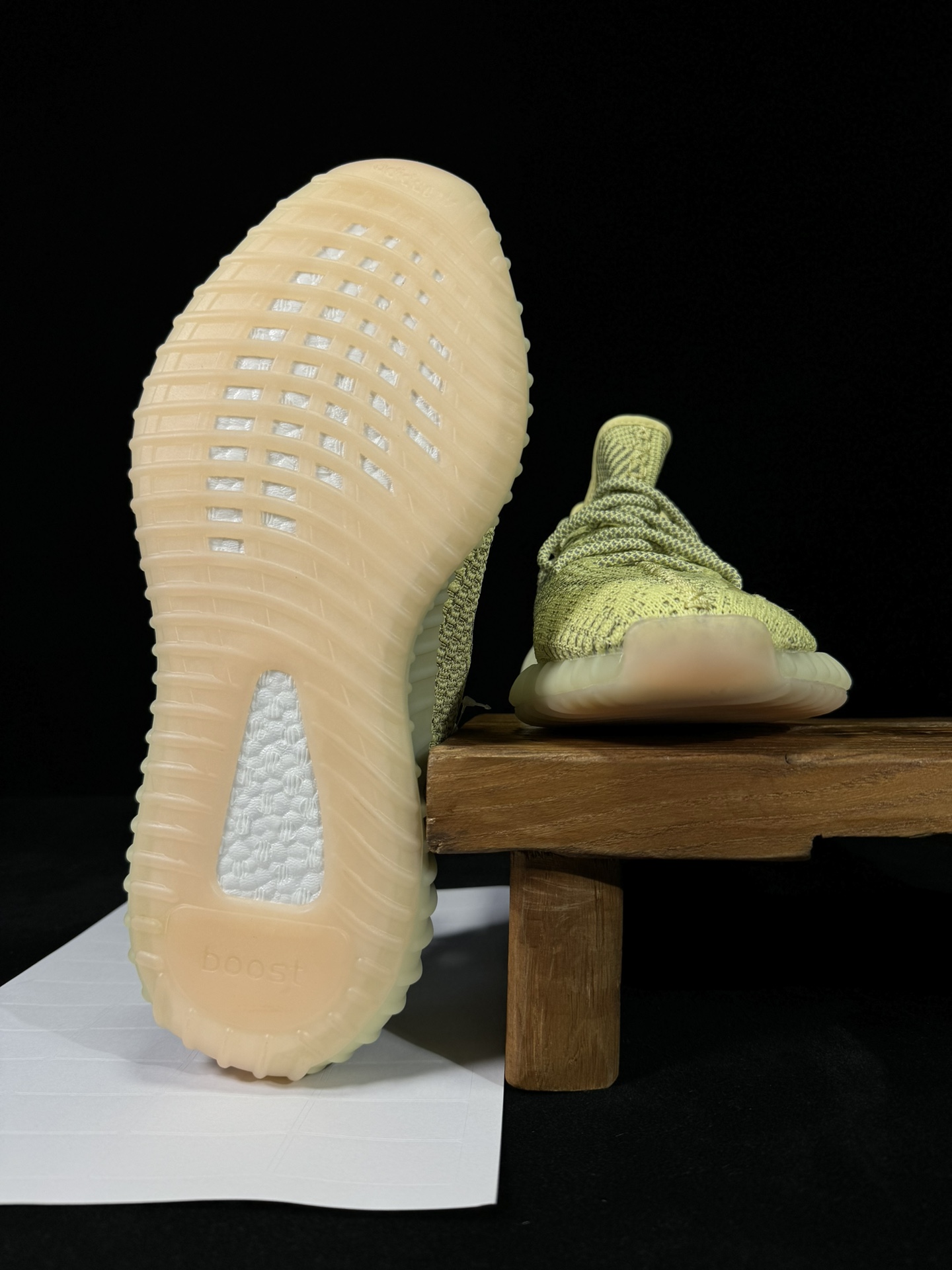 Yeezy350V2脏黄！满天星市面椰子销量NO.1真遥遥领先！百万级销量最强性价比版本没有之一！7年时