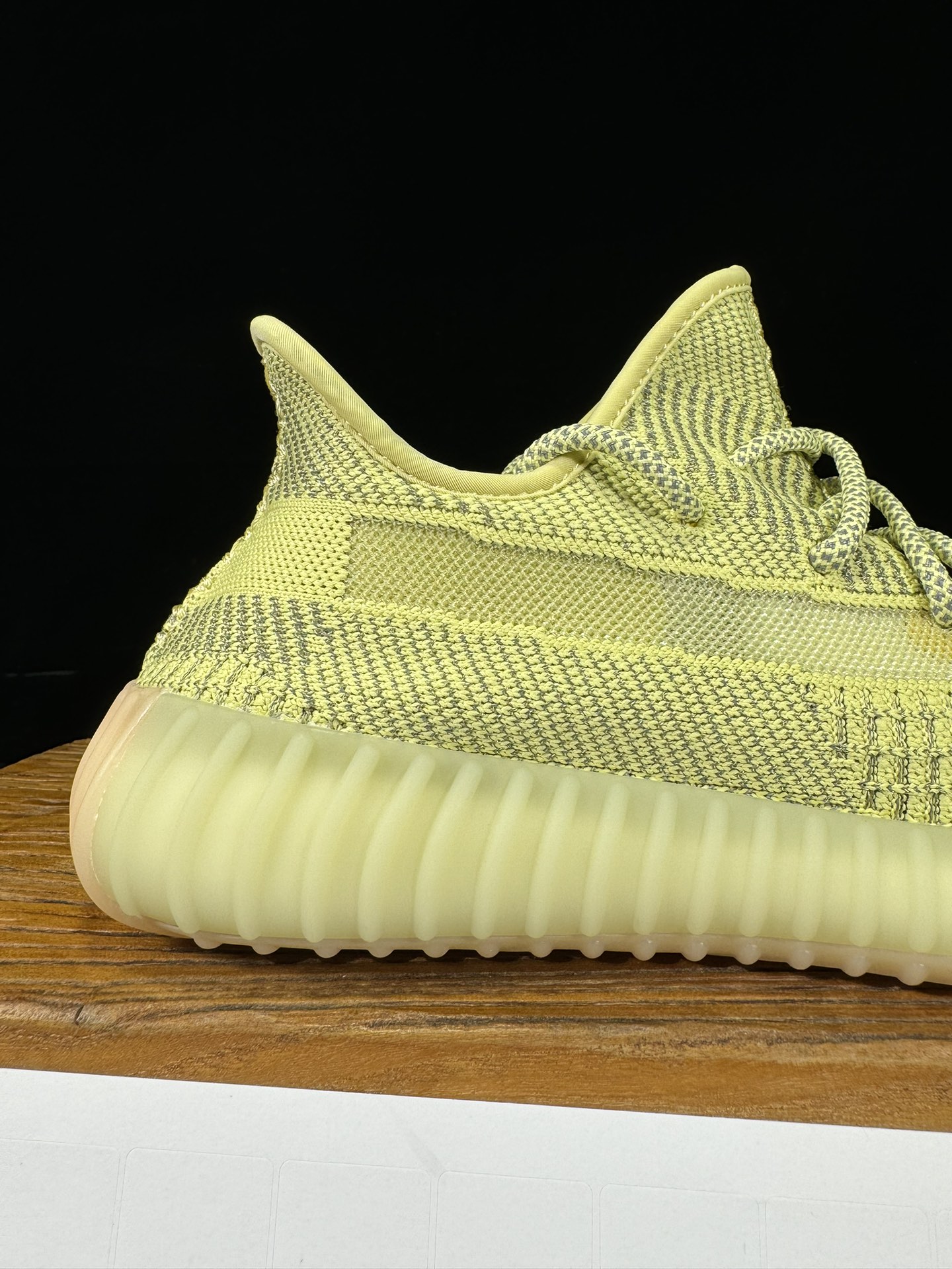 Yeezy350V2脏黄！满天星市面椰子销量NO.1真遥遥领先！百万级销量最强性价比版本没有之一！7年时