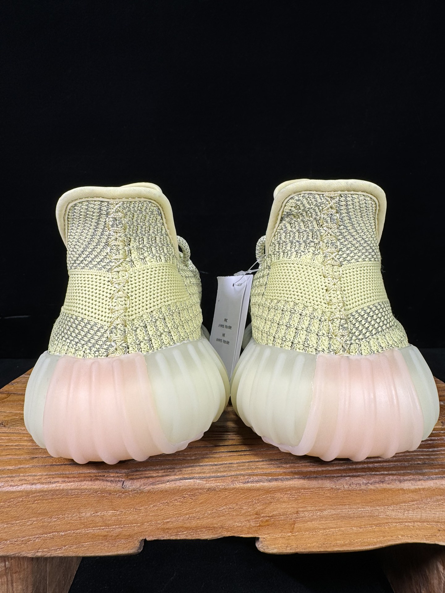 Yeezy350V2脏黄！满天星市面椰子销量NO.1真遥遥领先！百万级销量最强性价比版本没有之一！7年时