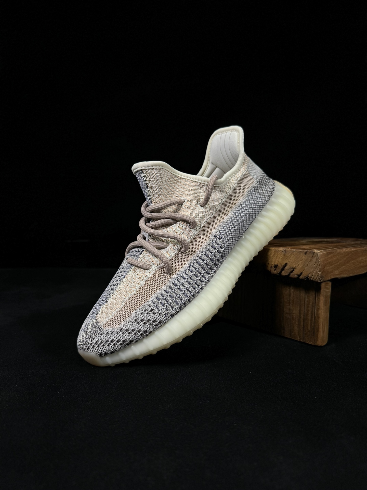 Yeezy350V2灰珍珠！满天星市面椰子销量NO.1真遥遥领先！百万级销量最强性价比版本没有之一！7年