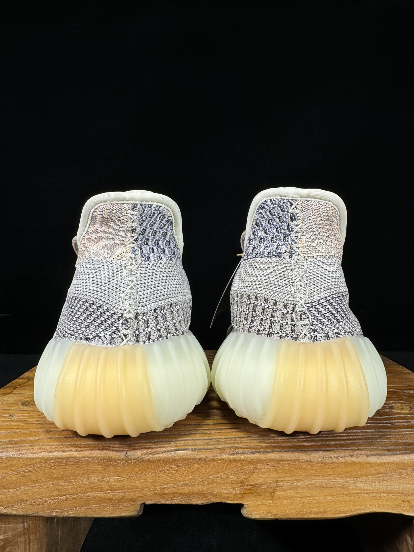 Yeezy350V2灰珍珠！满天星市面椰子销量NO.1真遥遥领先！百万级销量最强性价比版本没有之一！7年