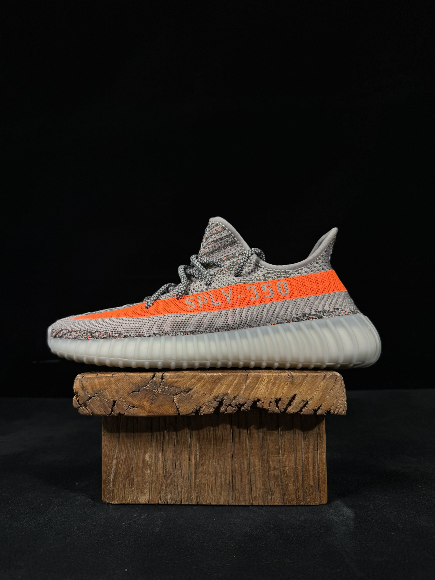 Yeezy350V2灰橙2.0！满天星市面椰子销量NO.1真遥遥领先！百万级销量最强性价比版本没有之一！