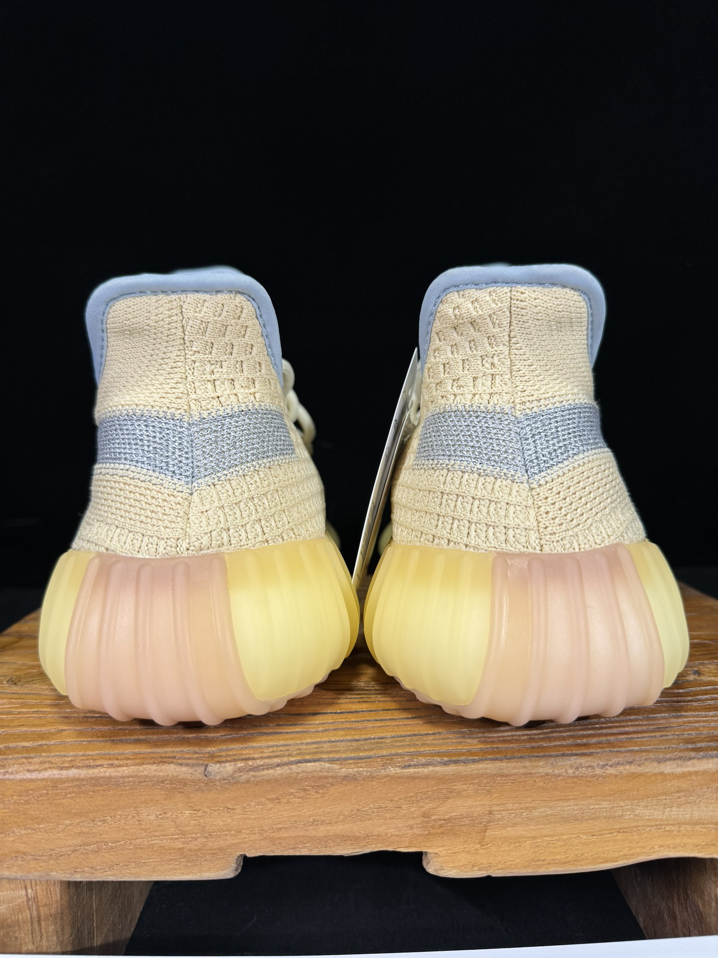 Yeezy350V2麻布侧透！满天星市面椰子销量NO.1真遥遥领先！百万级销量最强性价比版本没有之一！7