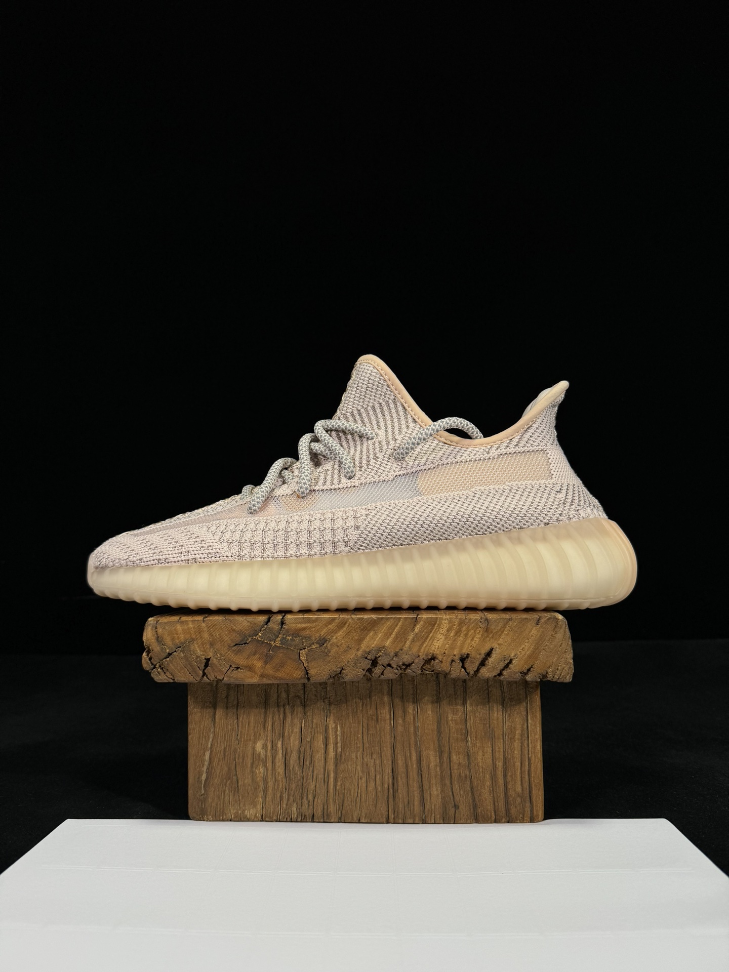 Yeezy350V2粉/满天星市面椰子销量NO.1真遥遥领先！百万级销量最强性价比版本没有之一！7年时间