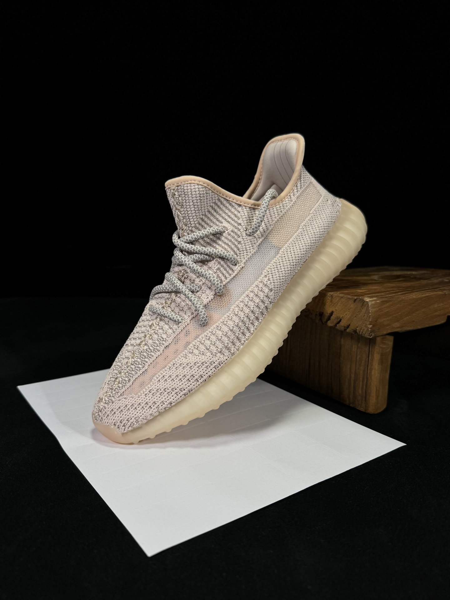 Yeezy350V2粉/满天星市面椰子销量NO.1真遥遥领先！百万级销量最强性价比版本没有之一！7年时间