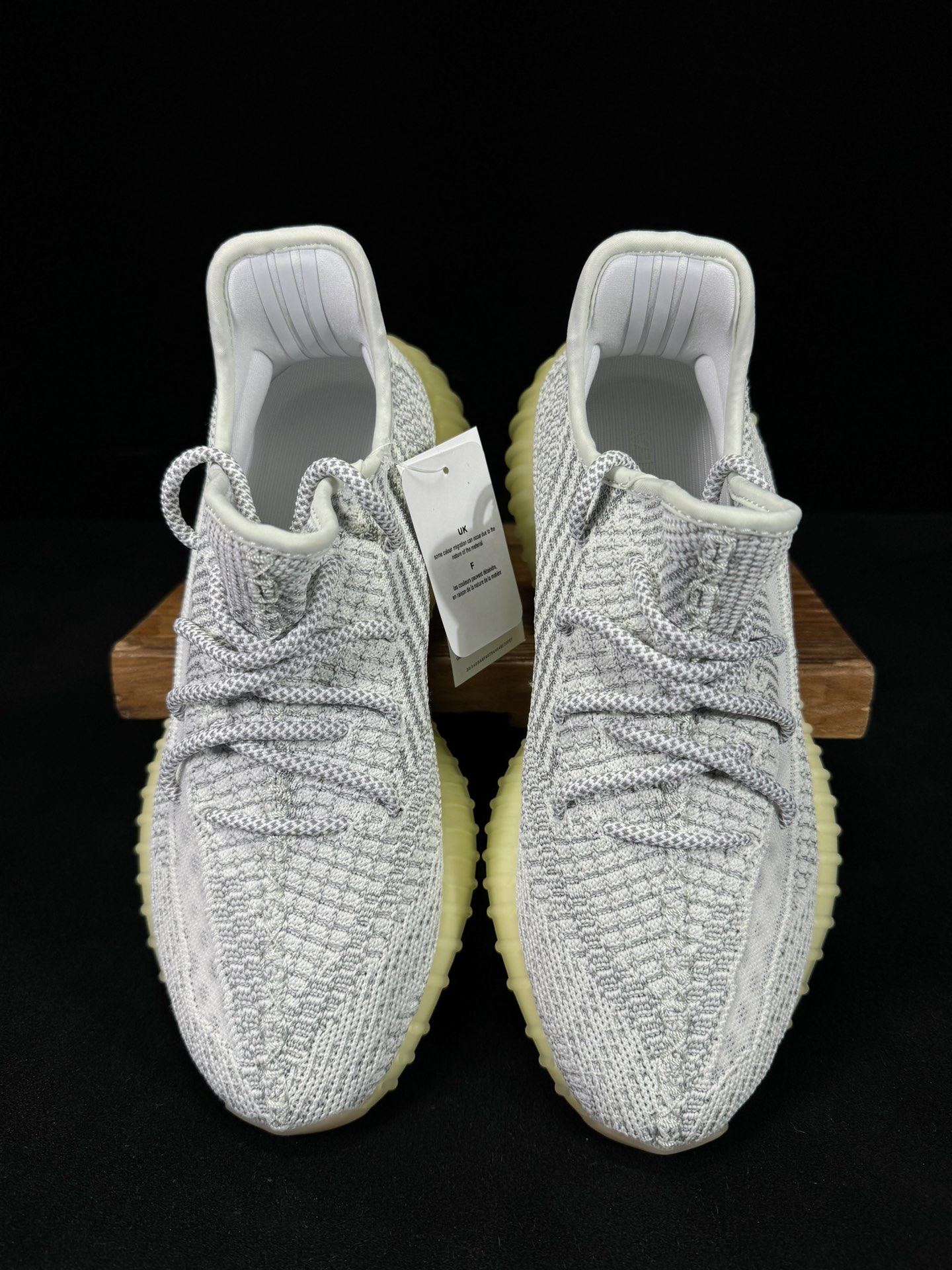 Yeezy350V2灰/满天星市面椰子销量NO.1真遥遥领先！百万级销量最强性价比版本没有之一！7年时间