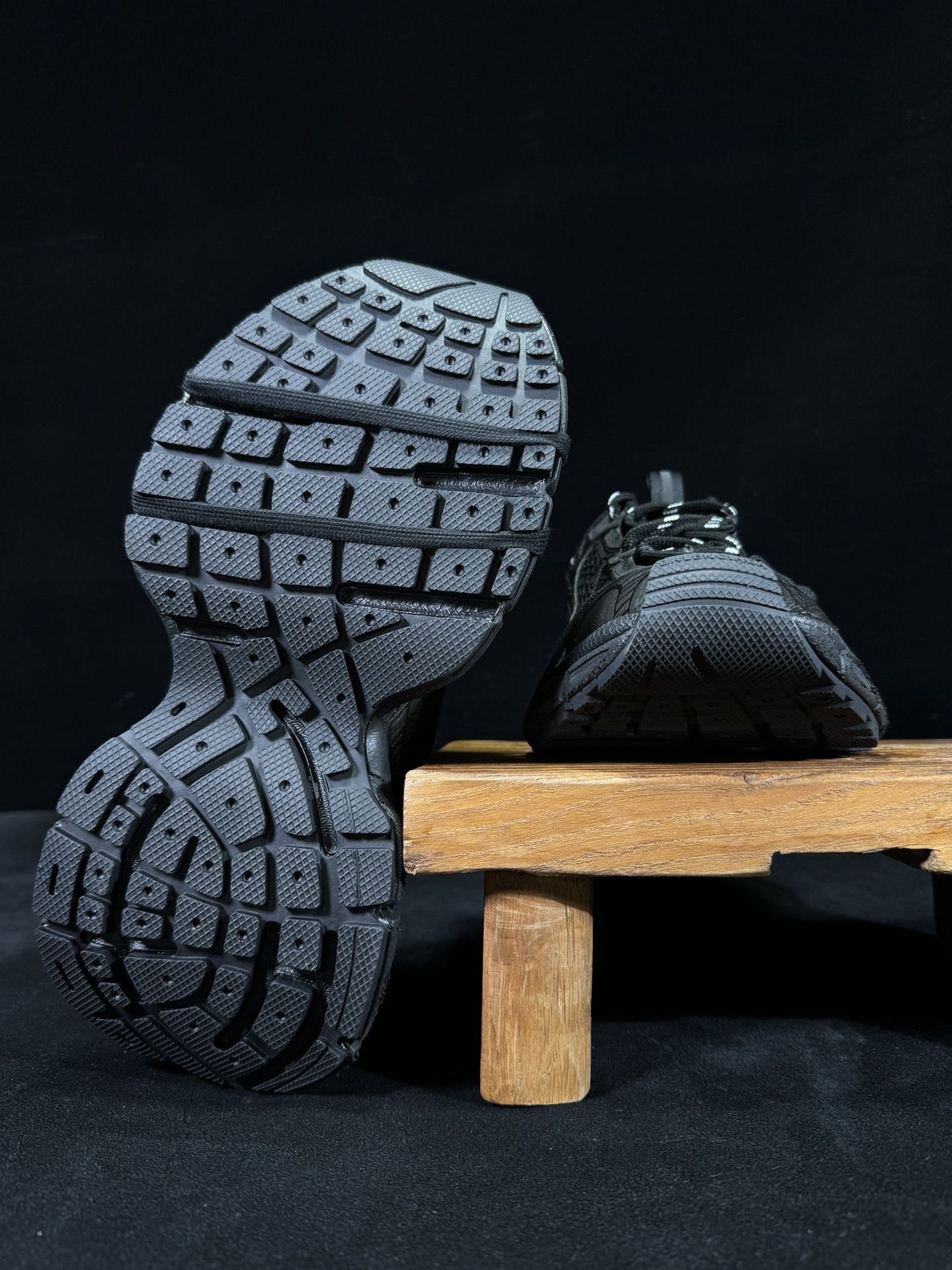 GT版 价格屠夫，顶级做旧品质！BALENCIAGA 3XL Sneakers 巴黎世家十代 3XL巴黎