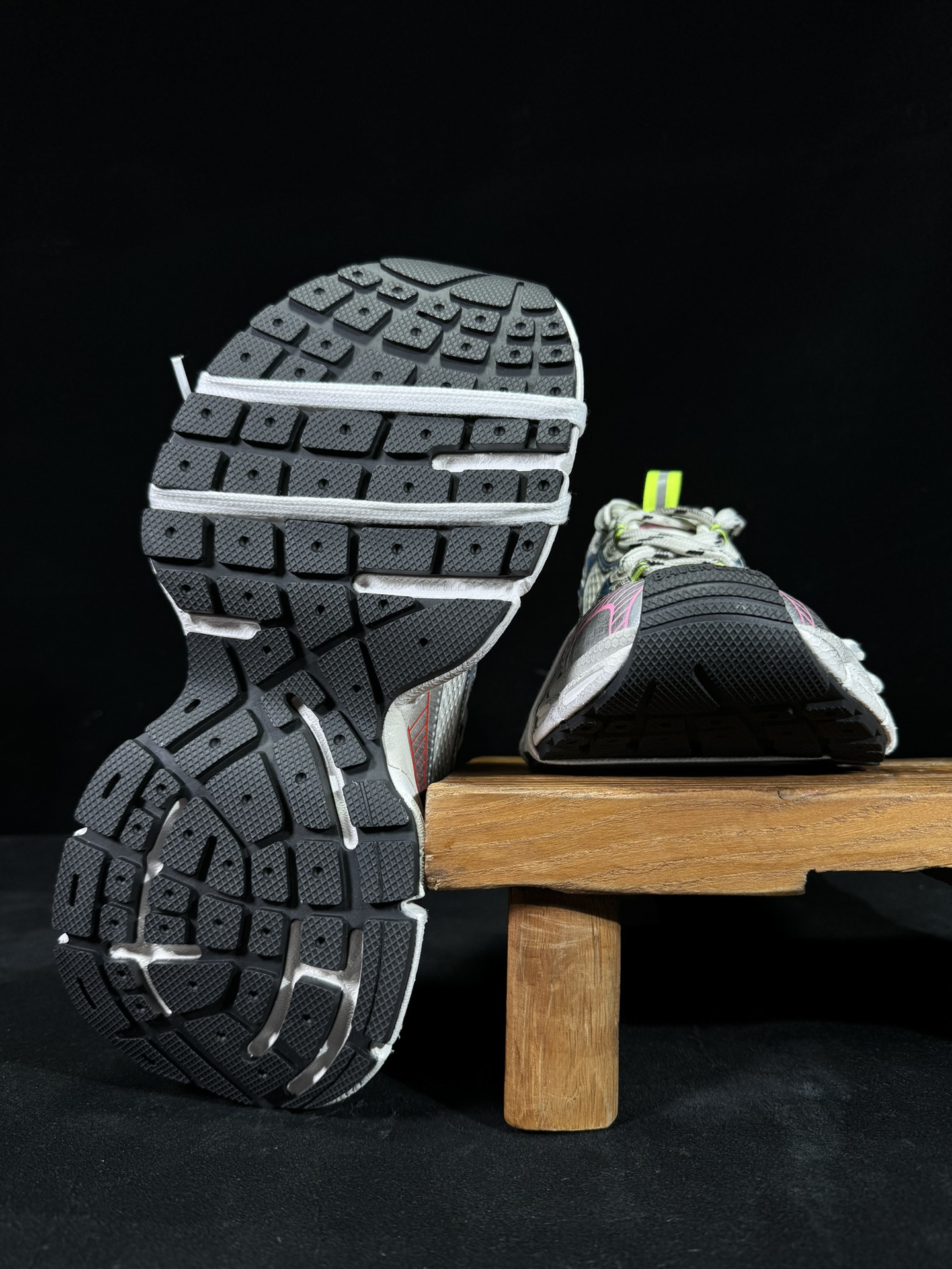 GT版 价格屠夫，顶级做旧品质！BALENCIAGA 3XL Sneakers 巴黎世家十代 3XL巴黎