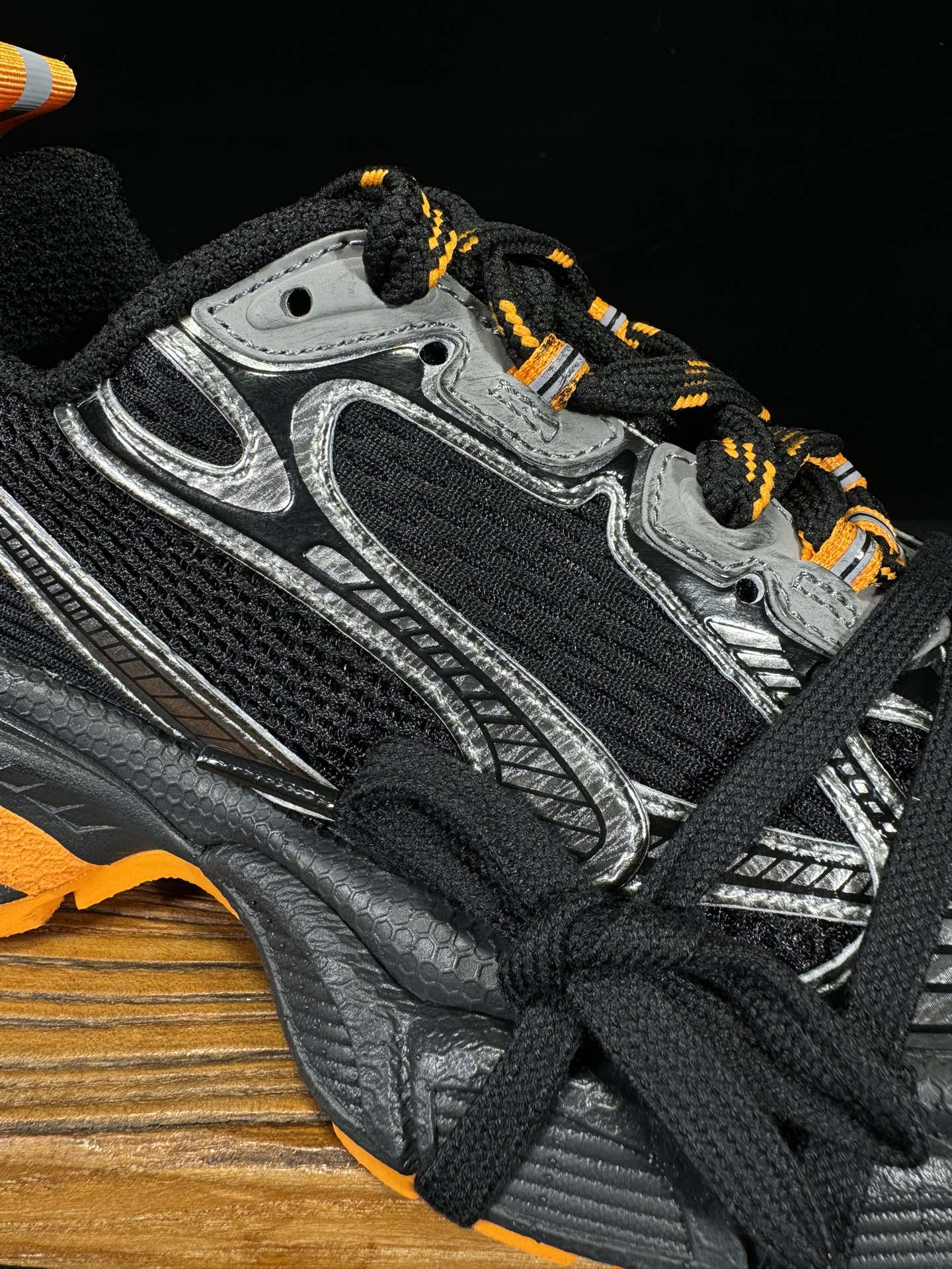 GT版 价格屠夫，顶级做旧品质！BALENCIAGA 3XL Sneakers 巴黎世家十代 3XL巴黎