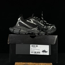 GT版 价格屠夫,顶级做旧品质!加绒版3XLBALENCIAGA 3XL Sneakers 巴黎世家十代 GT版 价格屠夫,顶级做旧品质!加绒版3XLBALENCIAGA 3XL Sneakers 巴黎世家十代