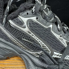 GT版 价格屠夫,顶级做旧品质!加绒版3XLBALENCIAGA 3XL Sneakers 巴黎世家十代 GT版 价格屠夫,顶级做旧品质!加绒版3XLBALENCIAGA 3XL Sneakers 巴黎世家十代