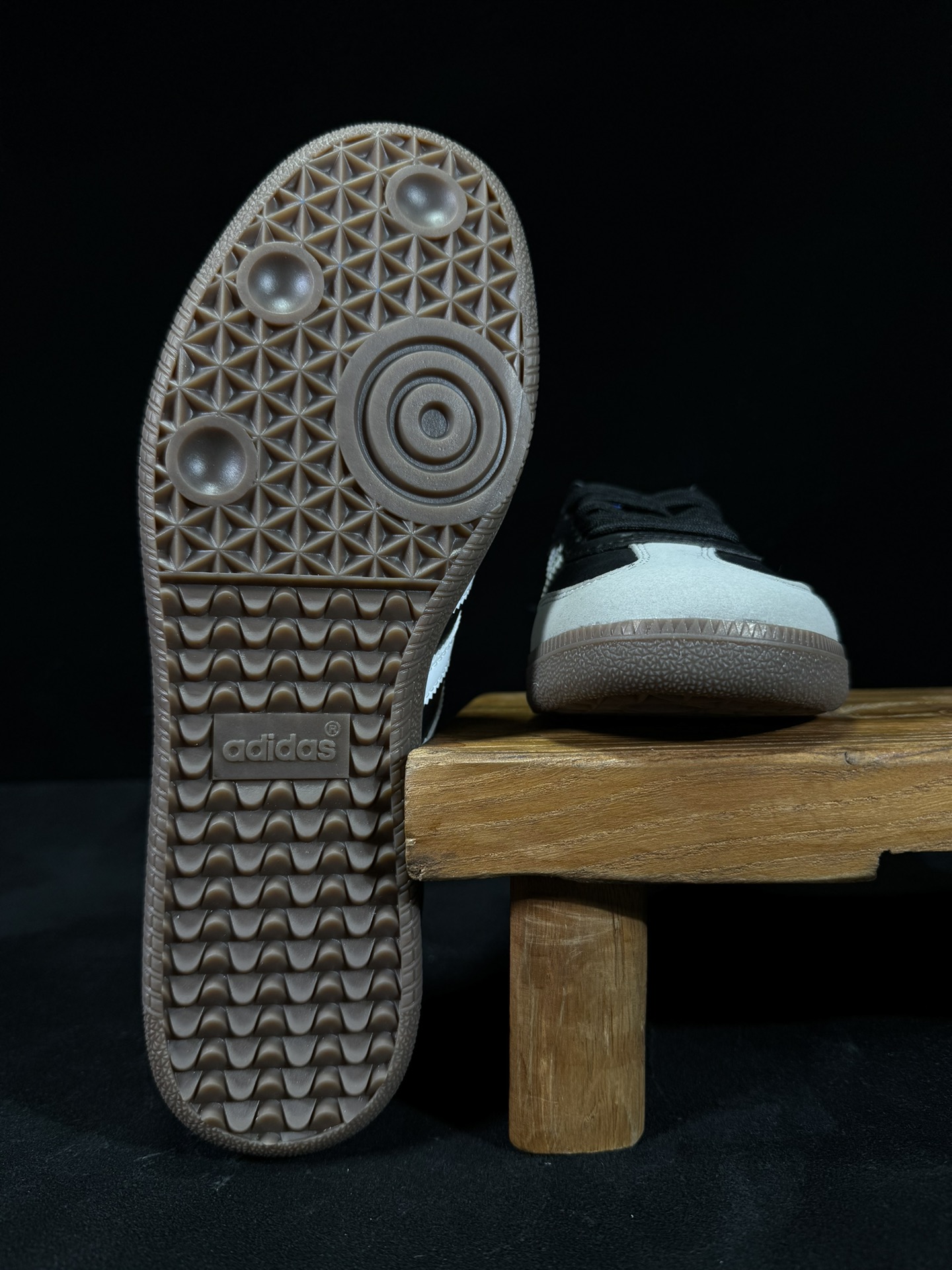 阿迪桑巴德训鞋黑灰色Adidas/阿迪达斯SAMBAVEGAN黑白男女低帮经典运动鞋板鞋H01878尺码