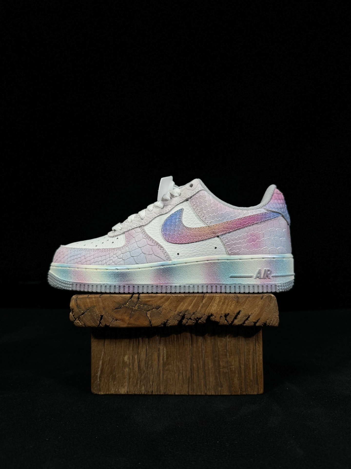 定制球鞋龙年限定灵龙/棉花糖/彩虹NikeAIRForce1Low空军一号百分百每个配色原鞋开发！PT市