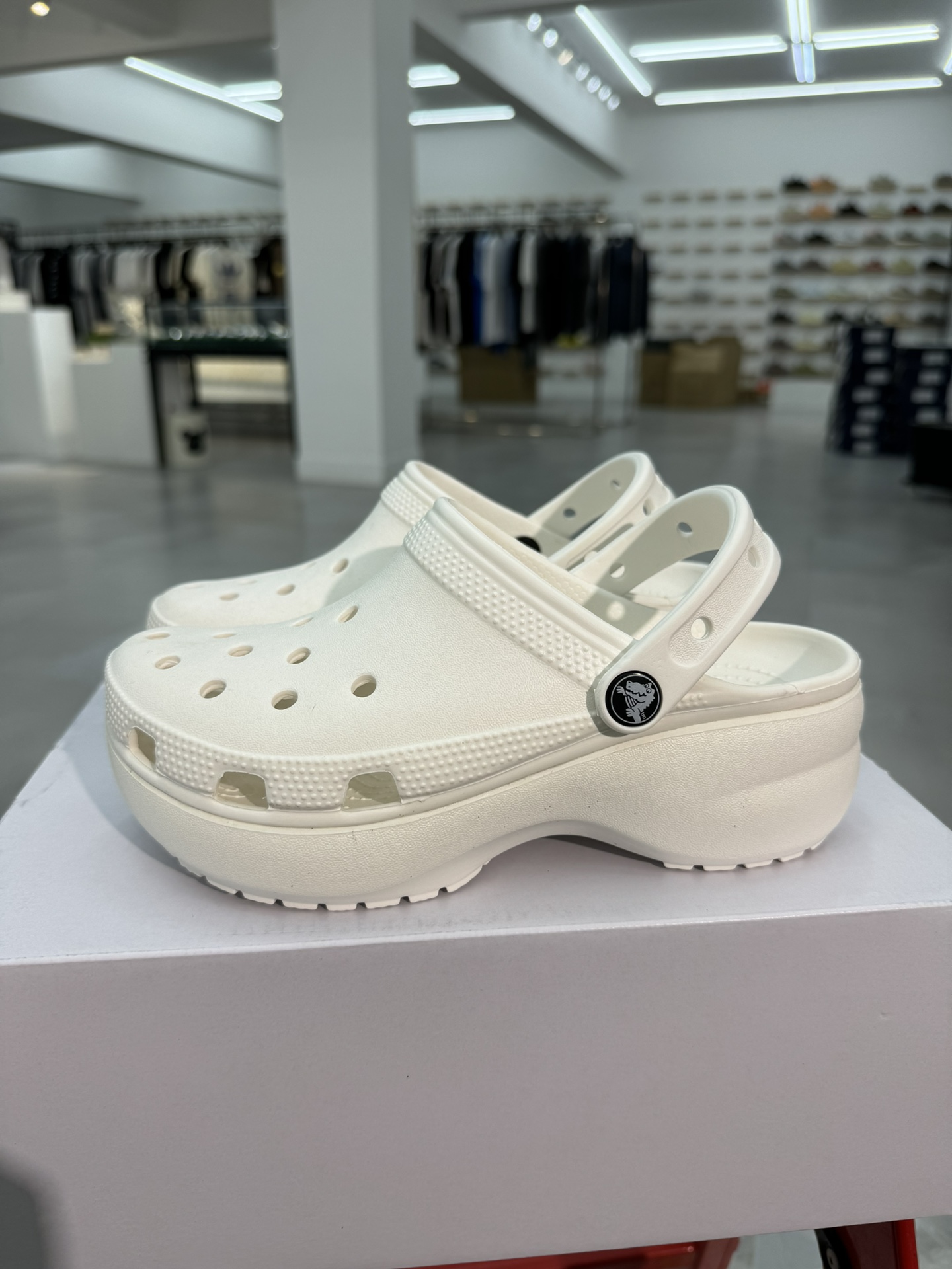 女鞋Crocs卡洛驰云朵系列3色增高4cm环保材料尺码W5/-W934-40云朵系列W534-3521c