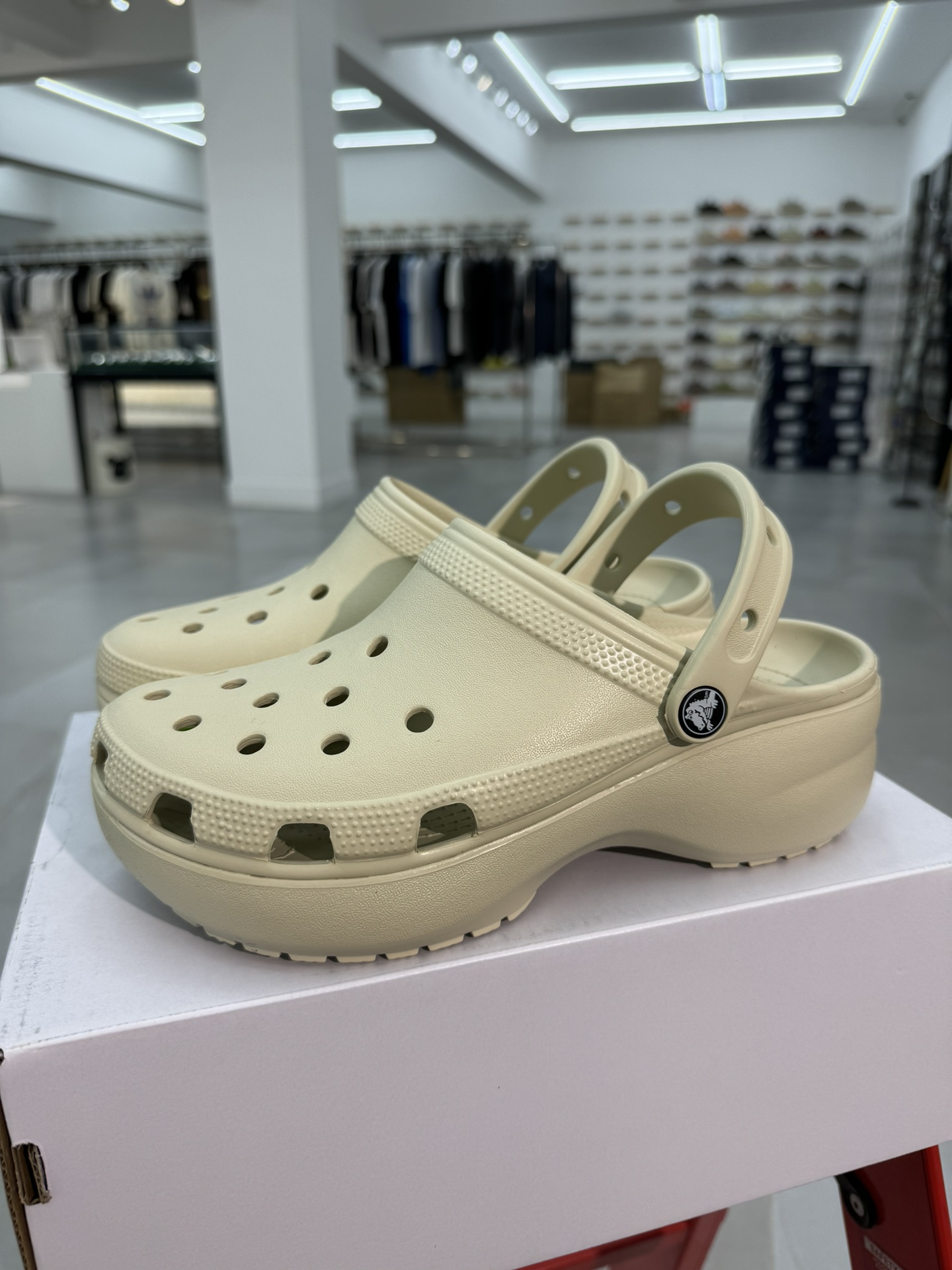 女鞋Crocs卡洛驰云朵系列3色增高4cm环保材料尺码W5/-W934-40云朵系列W534-3521c