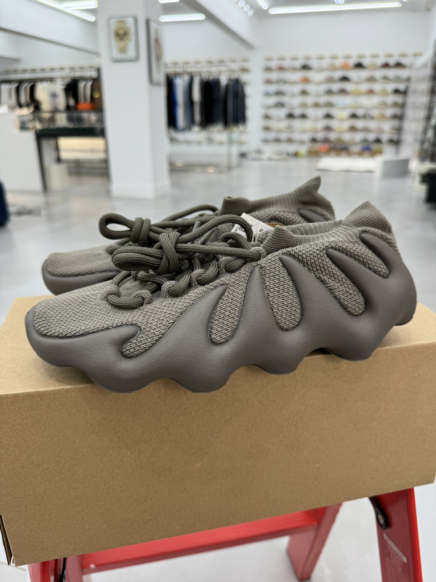 ADYeezy450cinder黑色纯原生产线出品诠释原厂工艺#客供原厂织面与原版零差距#原厂铝楦+原纸