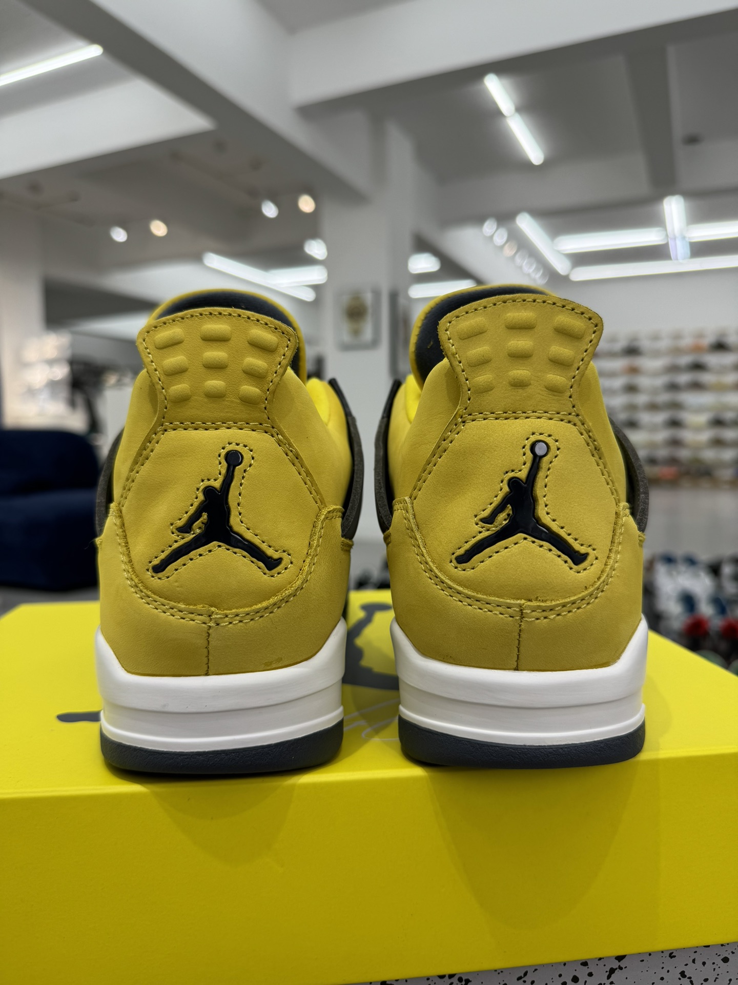 纯原-AirJordan4RetroLightningAJ4电母CT8527-700AJ4电母尺码:36